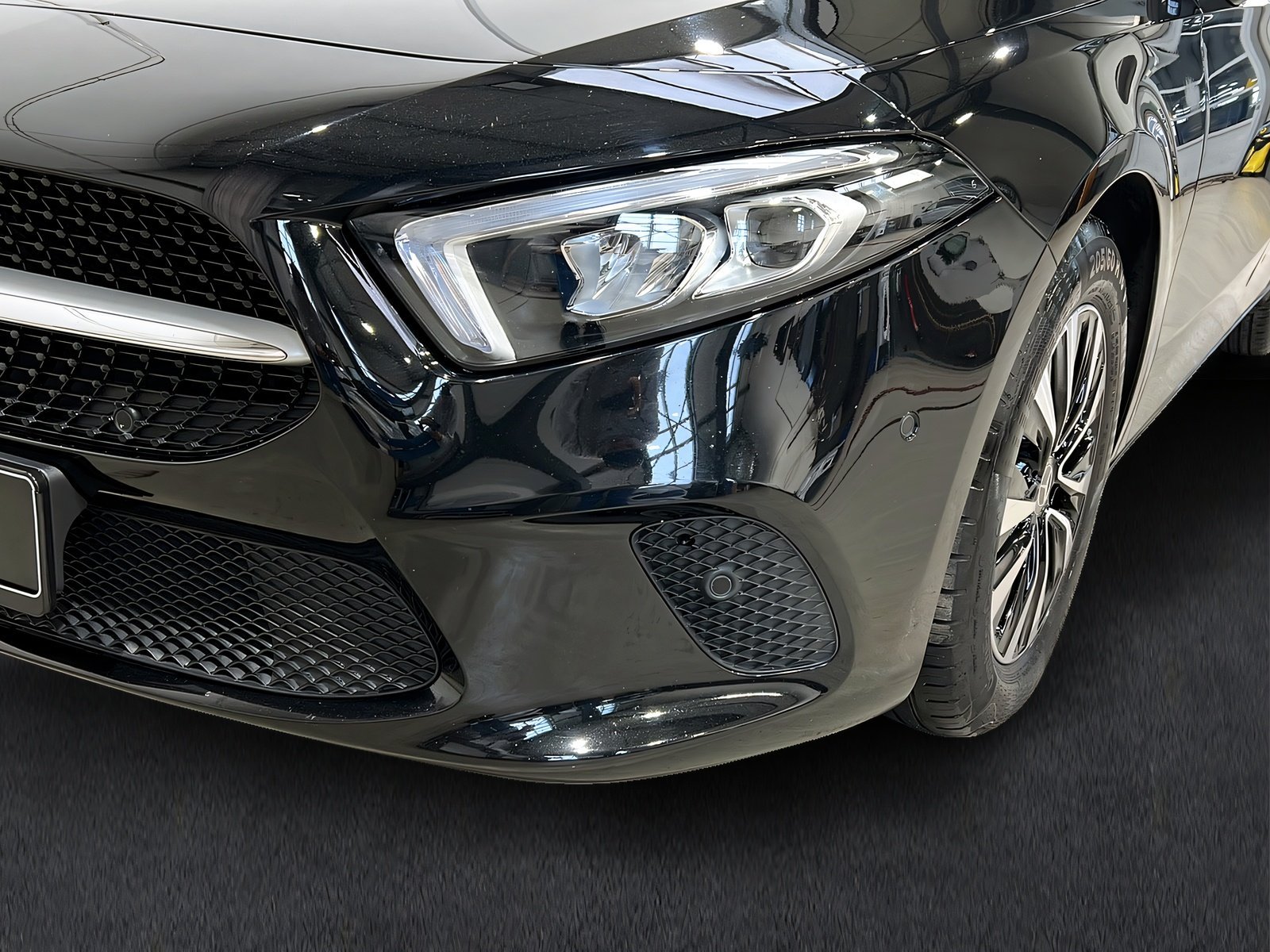 A 200 d STYLE+LED+DISTRO+Kamera+CarPlay+Ambi+AHK Bild 3