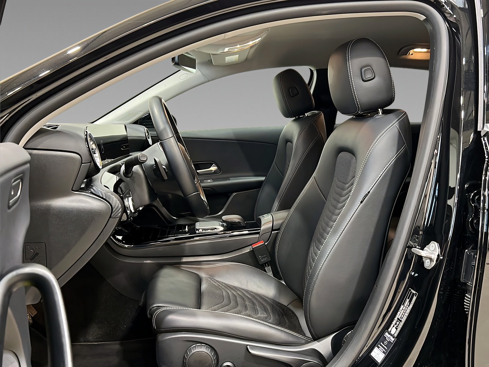 A 200 d STYLE+LED+DISTRO+Kamera+CarPlay+Ambi+AHK Bild 9