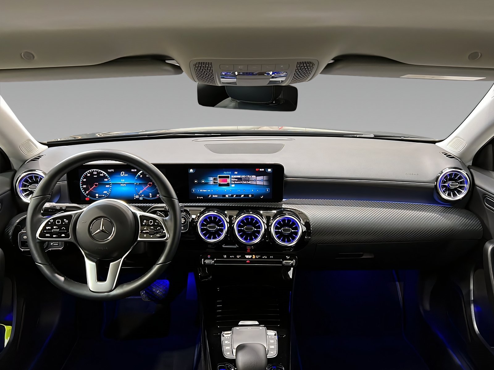 A 200 d STYLE+LED+DISTRO+Kamera+CarPlay+Ambi+AHK Bild 11