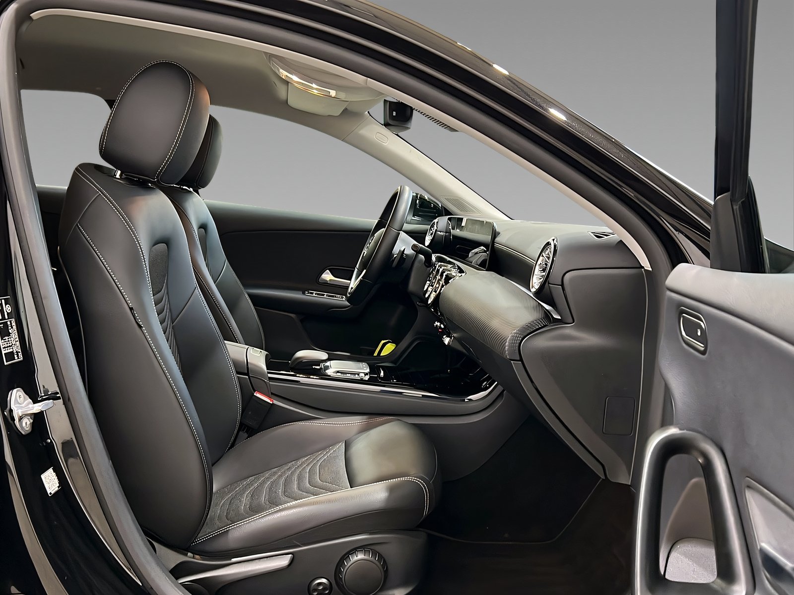 A 200 d STYLE+LED+DISTRO+Kamera+CarPlay+Ambi+AHK Bild 12