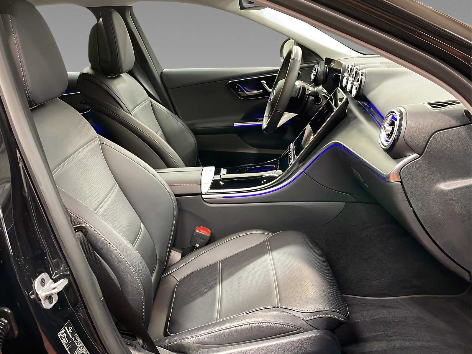 C 300 e T AVANTGARDE+LED+Memo+Ambi+TotW+LrHz+360 Bild 12