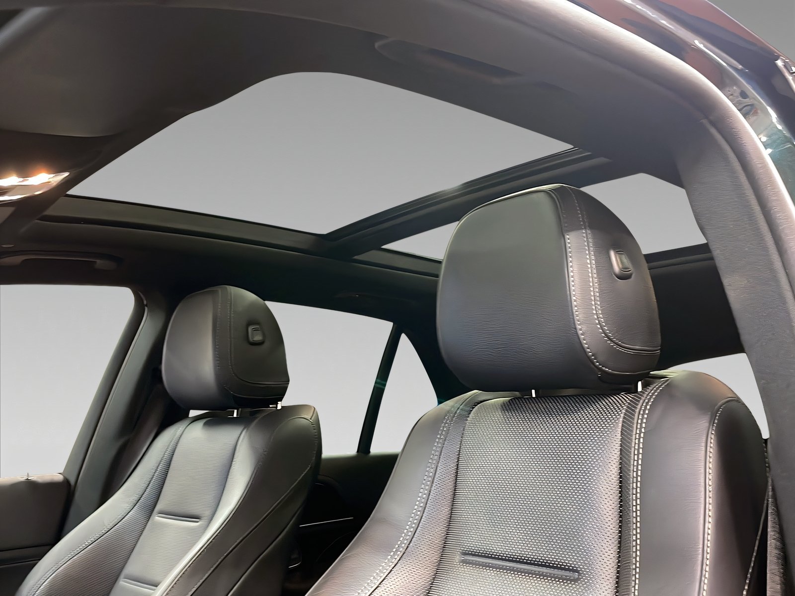 GLE 400 d 4M AMG+DIST+Memo+Burm+StHz+HuD+AHK+360 Bild 10