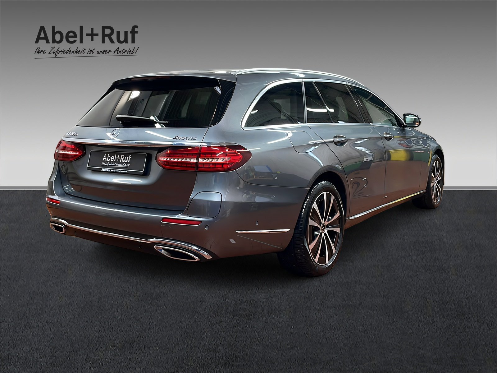 E 300 de 4M T LED+DISTRO+Memo+Pano+Ambi+AHK+360° Bild 7