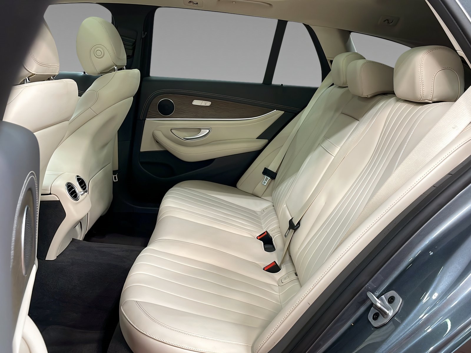 E 300 de 4M T LED+DISTRO+Memo+Pano+Ambi+AHK+360° Bild 10