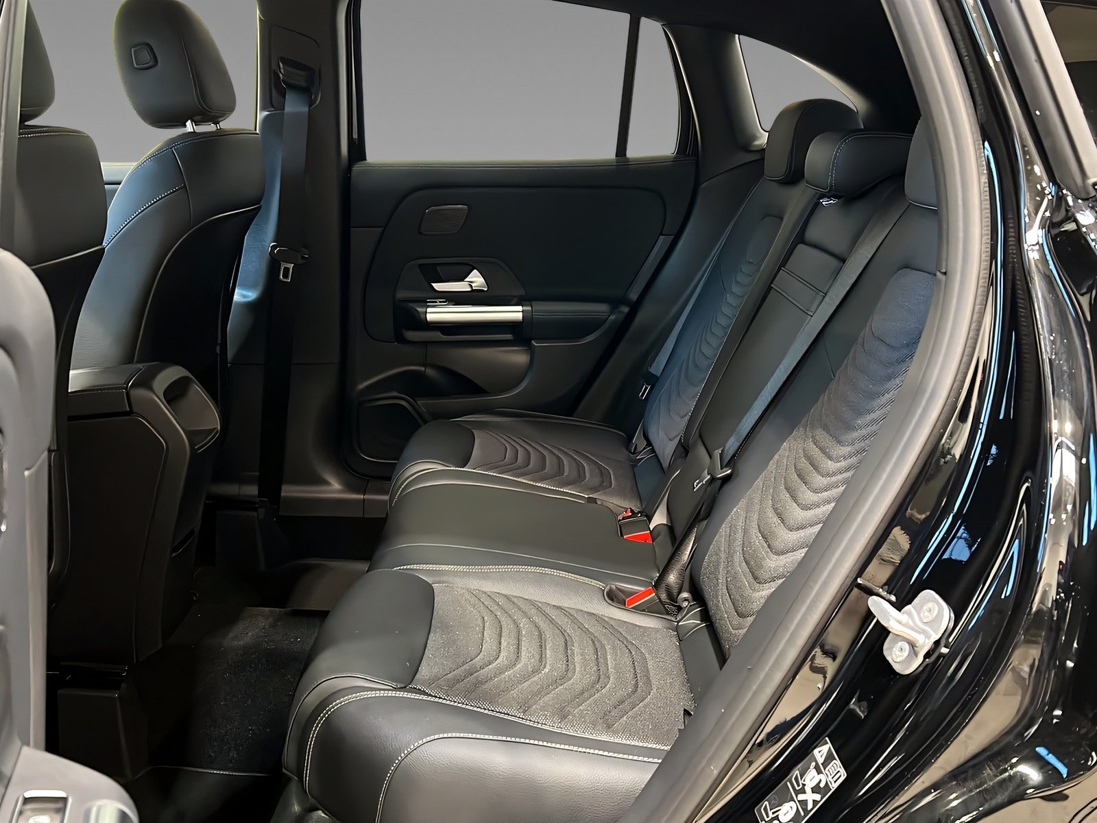 GLA 200 PROGRESSIVE+DISTRO+NIGHT+TotW+AHK+360° Bild 9