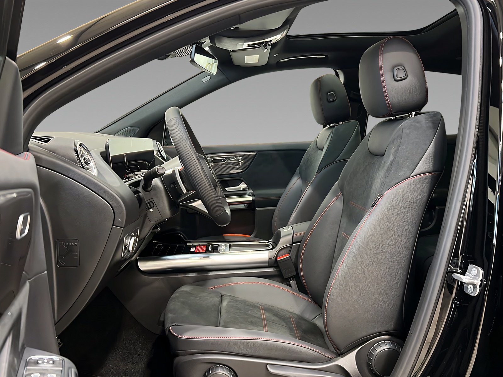 GLA 200 AMG+MULTI+NIGHT+Pano+Ambi+TotW+AHK+360° Bild 8