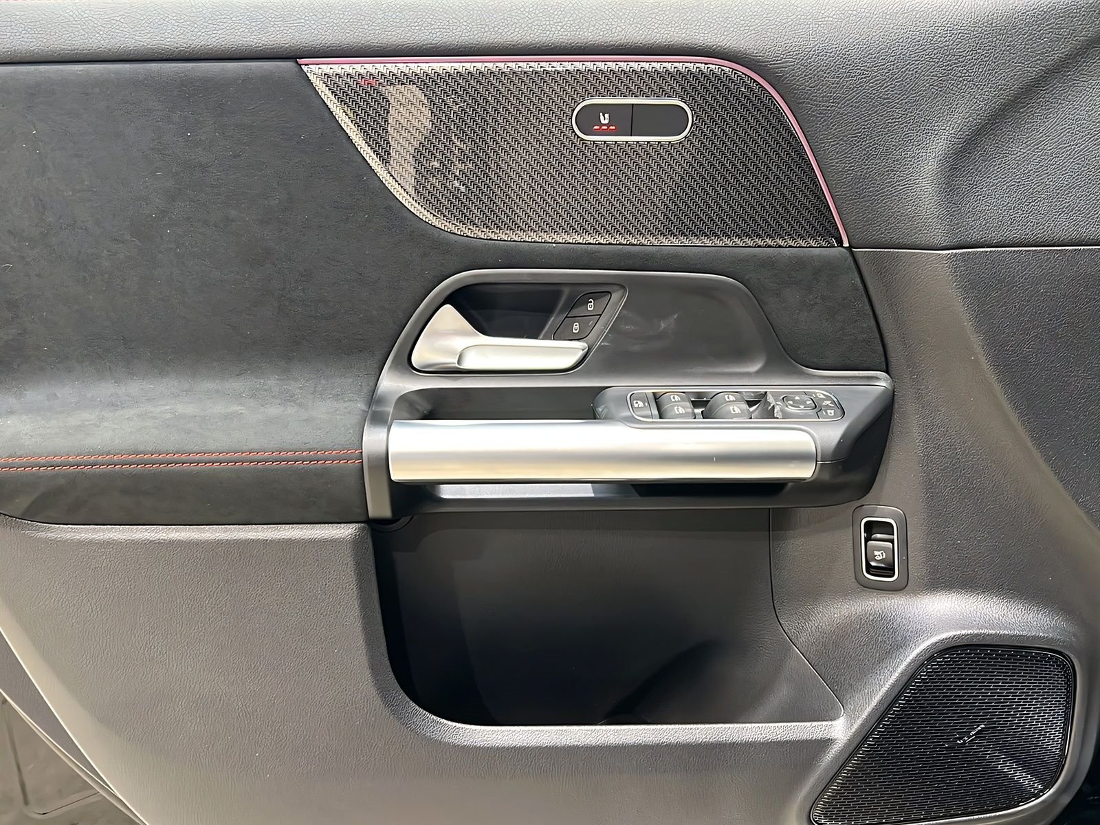 GLA 200 AMG+MULTI+NIGHT+Pano+Ambi+TotW+AHK+360° Bild 13