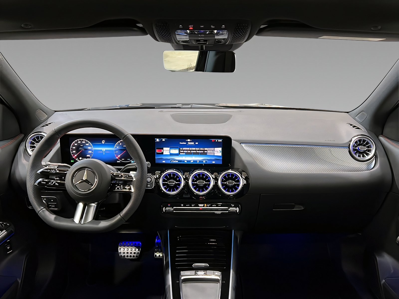 GLA 200 AMG+MULTI+NIGHT+Kam+Ambi+Pano+TotW+LrHz Bild 10