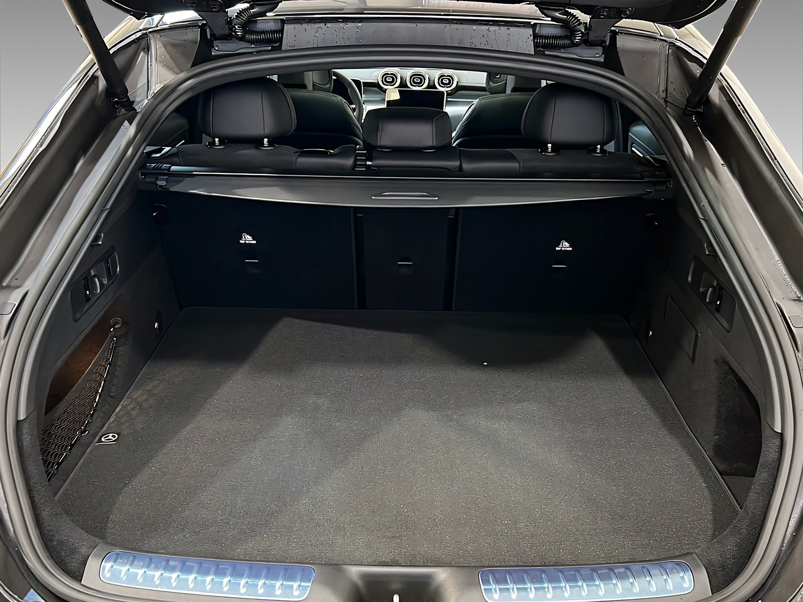 GLC 220d 4M Coupé AMG+DIGITAL+NIGHT+Burm+AHK+360 Bild 6