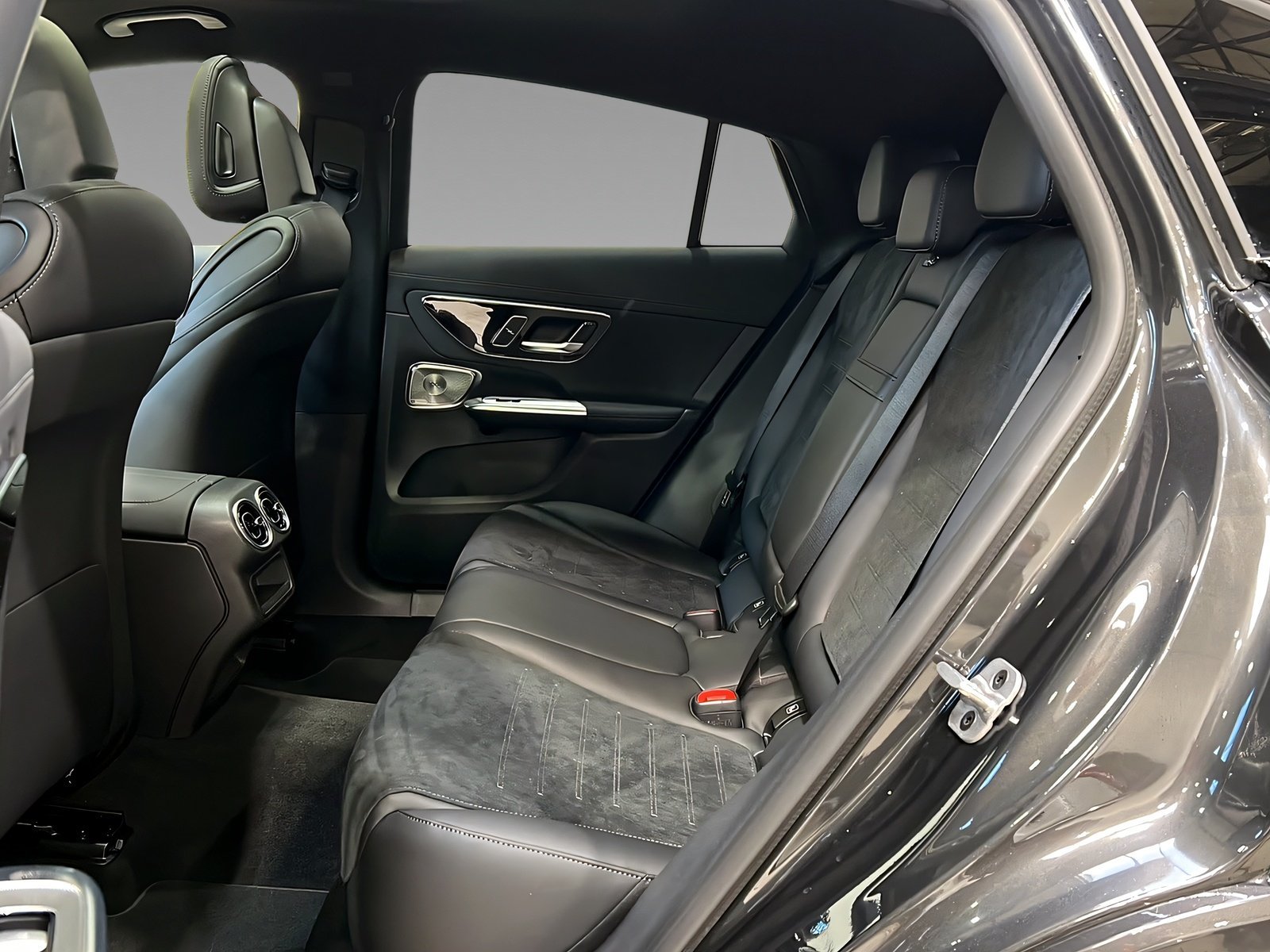 GLC 220d 4M Coupé AMG+DIGITAL+NIGHT+Burm+AHK+360 Bild 9