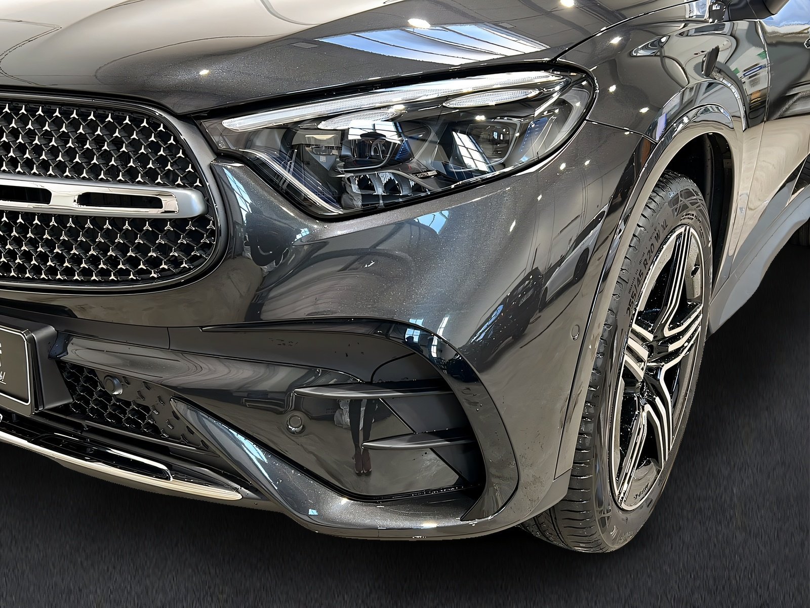 GLC 220 d 4M AMG+DIGITAL+Memo+Pano+LrHz+AHK+360° Bild 15