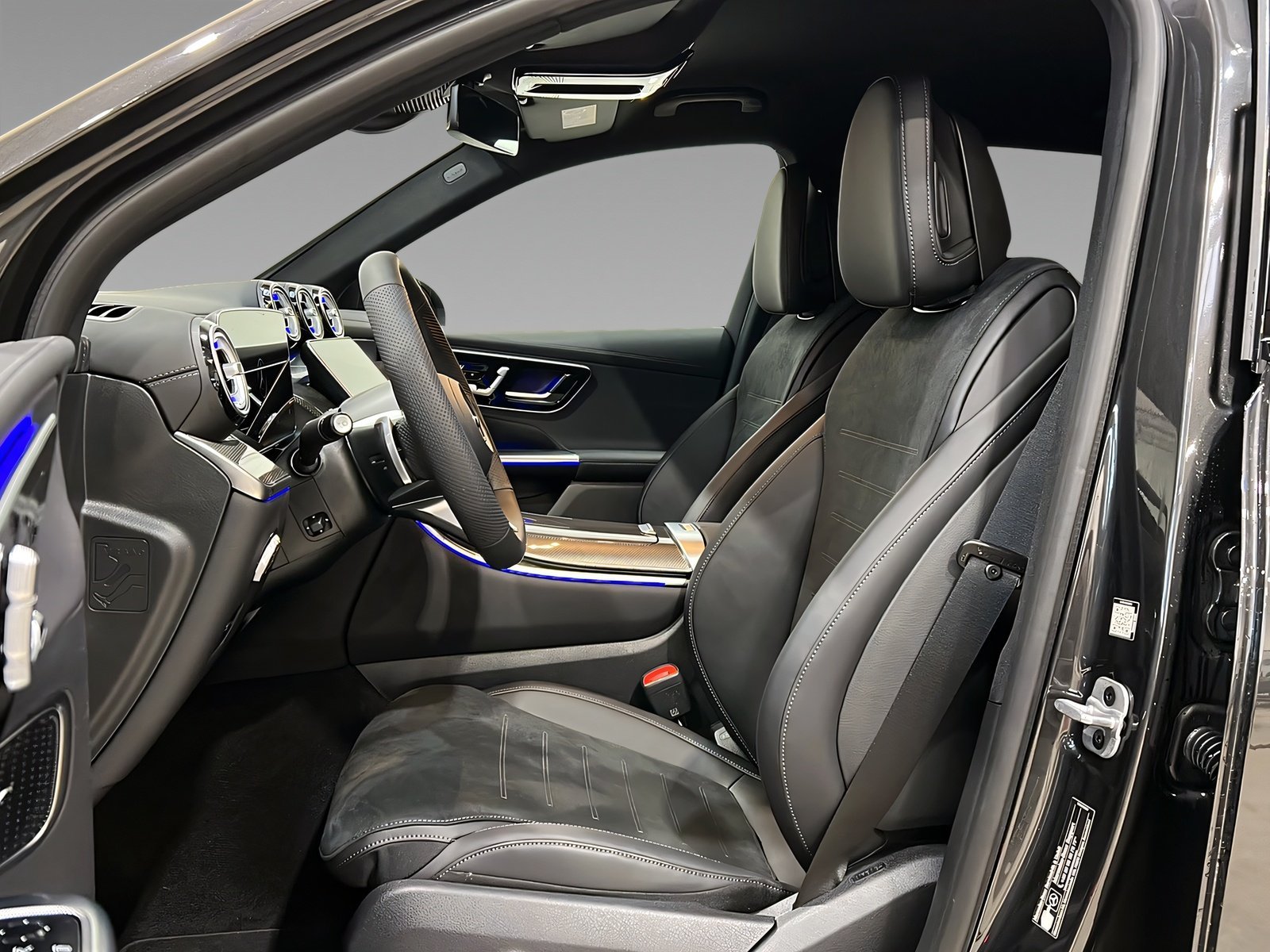 GLC 220 d 4M AMG+DIGITAL+NIGHT+Memo+LrHz+AHK+360 Bild 8