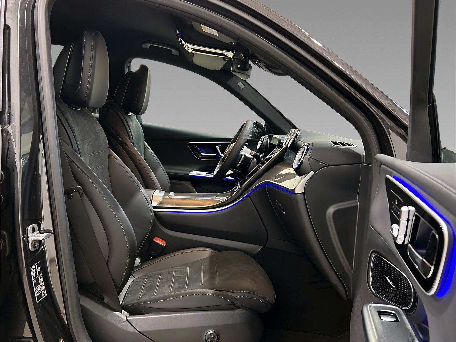 GLC 220 d 4M AMG+DIGITAL+NIGHT+Memo+LrHz+AHK+360 Bild 14