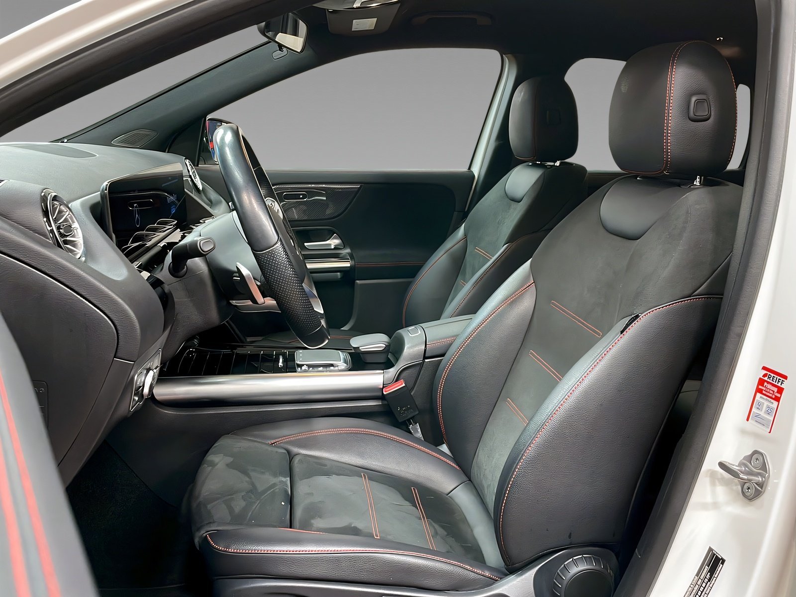 GLA 220 d 4M AMG+LED+NIGHT+CarPlay+Kamera+Ambi Bild 9