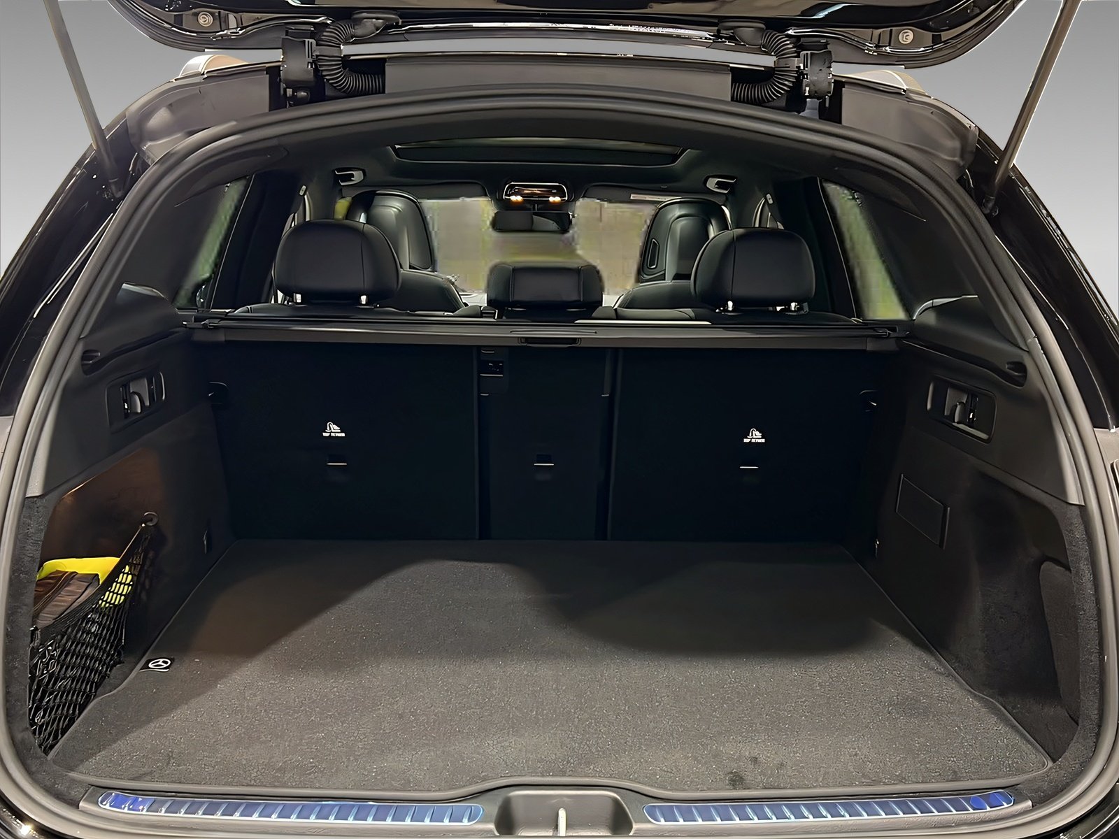 GLC 450d 4M AMG+DIST+NIGHT+Burm+StHz+HuD+AHK+360 Bild 6