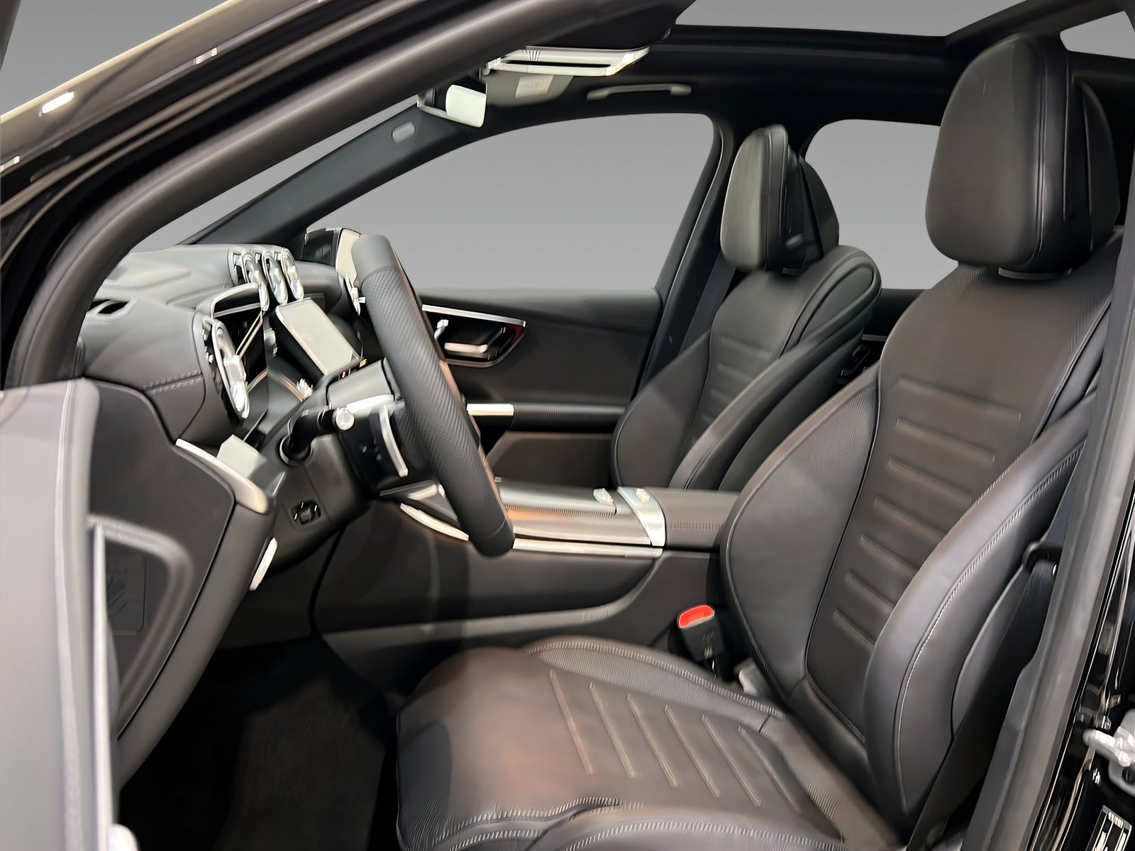 GLC 450d 4M AMG+DIST+NIGHT+Burm+StHz+HuD+AHK+360 Bild 8