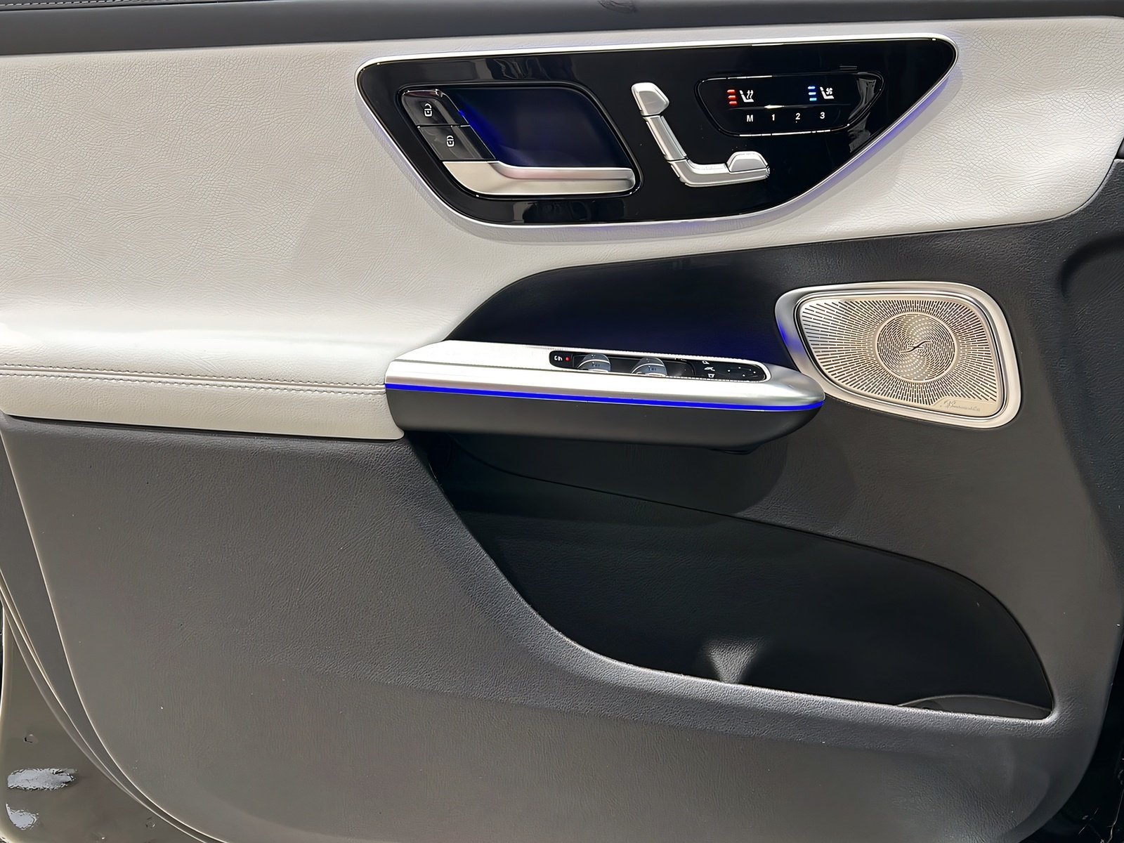 GLC 450 d 4M AMG+DIGITAL+DISTR+Burm+Memo+AHK+360 Bild 12