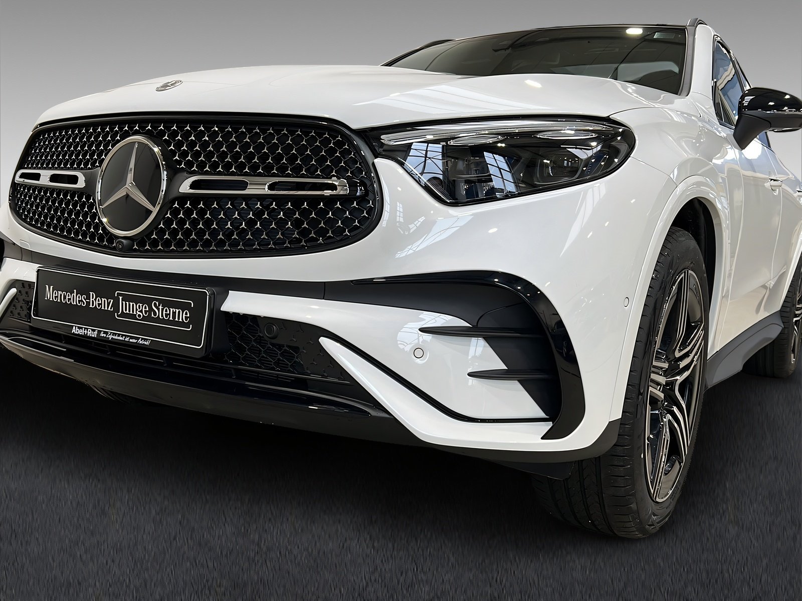 GLC 450 d 4M AMG+DISTRO+Burme+StHz+HuD+AHK+360° Bild 3