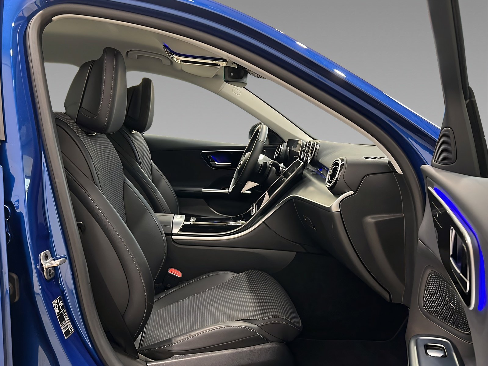 C 220 d T AVANTGARDE+LED+DISTR+Ambiente+AHK+360° Bild 12