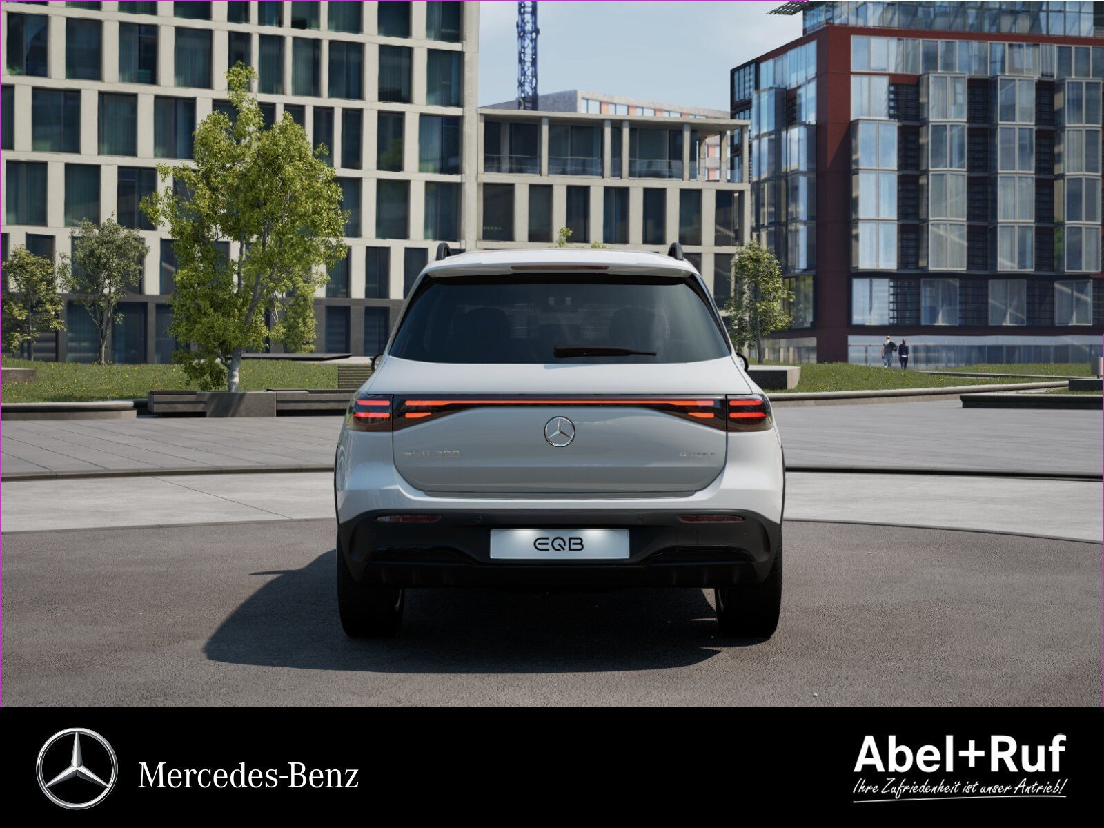 EQB 300 4M AMG+NIGHT+Burmester+Memo+LrHz+HuD+360 Bild 5