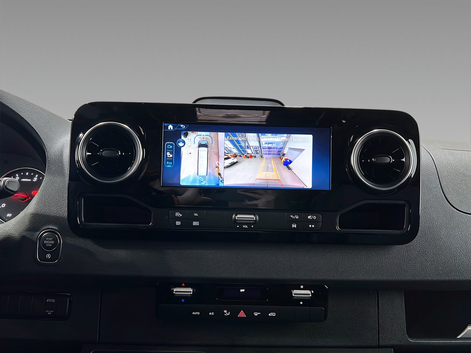 Frankia Yucon K-Peak 7.0 GD 4x4 4,1t Markise+Bad Bild 13