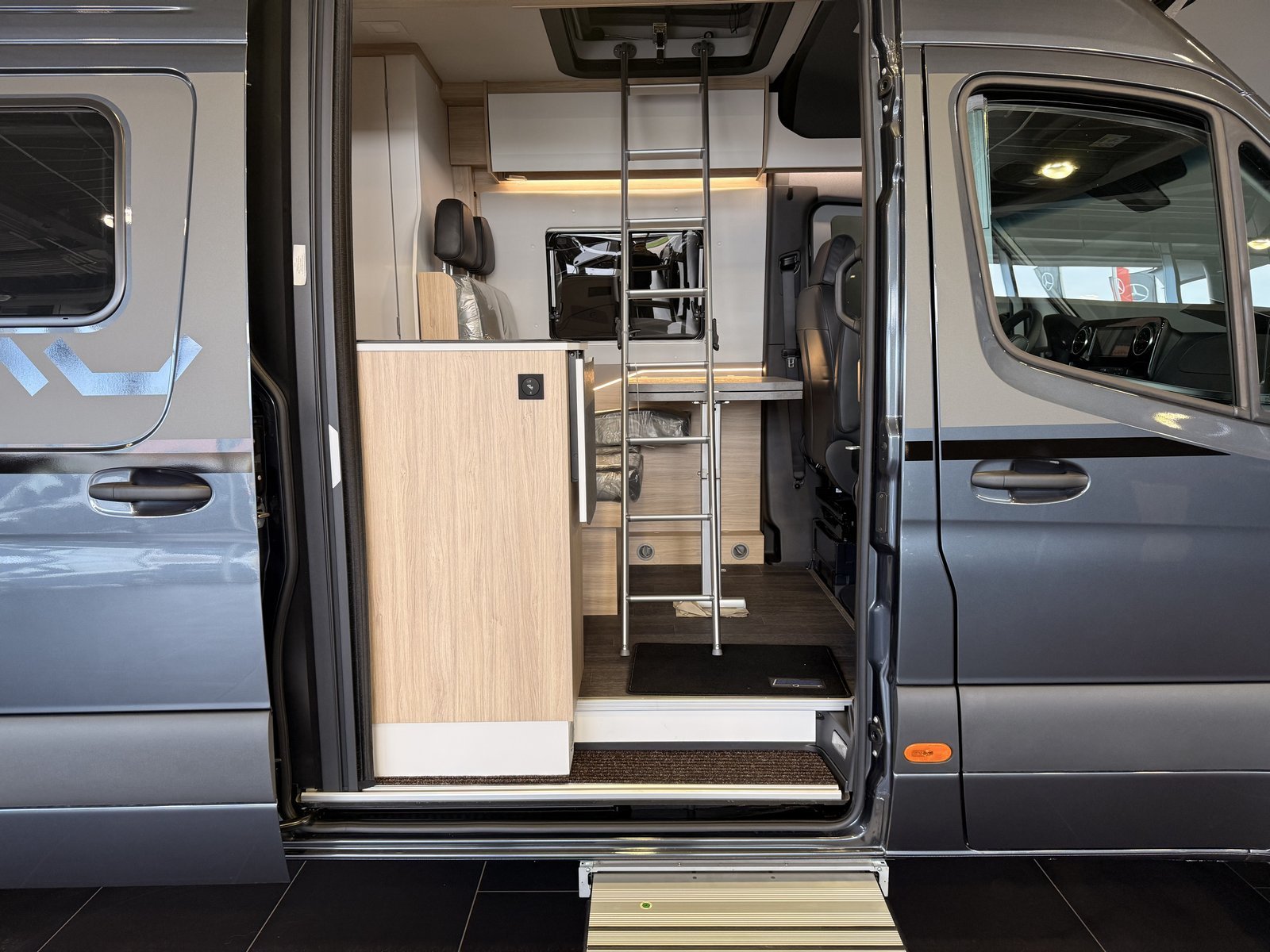 Frankia Yucon K-Peak 7.0 GD 4x4 4,1t Markise+Bad Bild 15