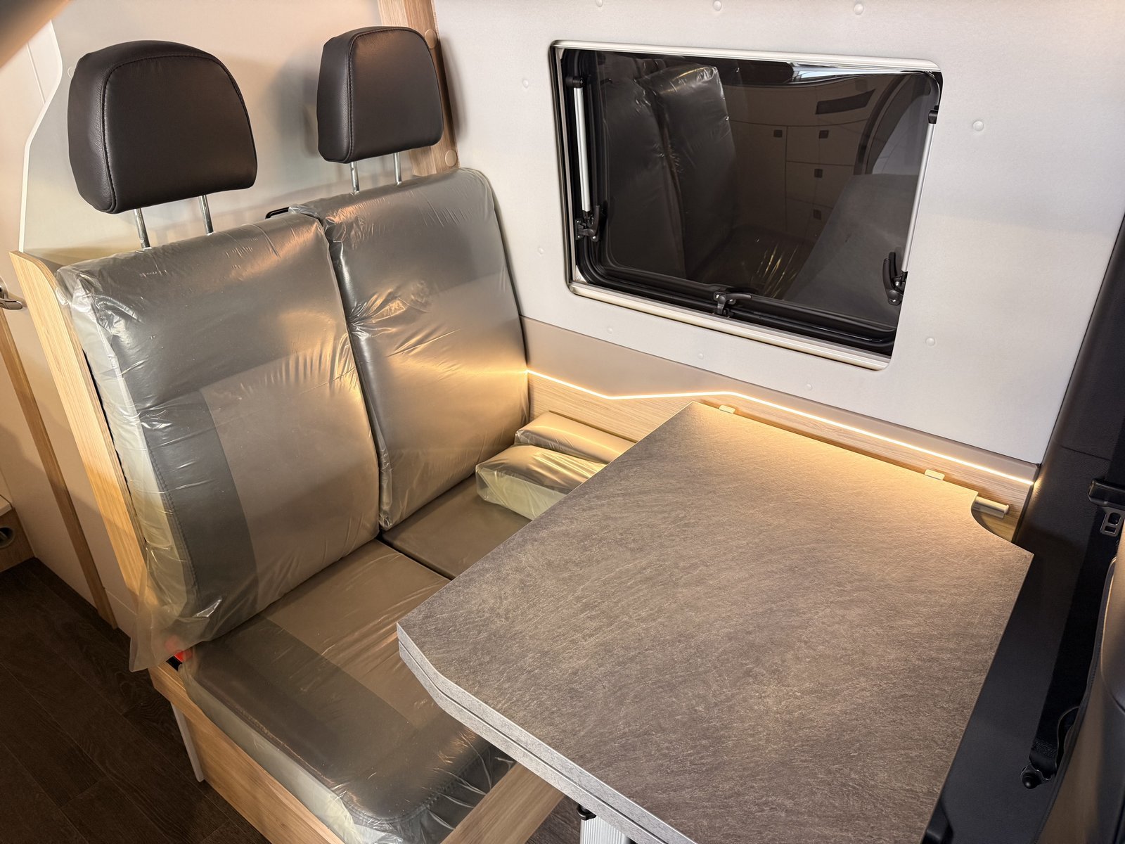 Frankia Yucon K-Peak 7.0 GD 4x4 4,1t Markise+Bad Bild 16