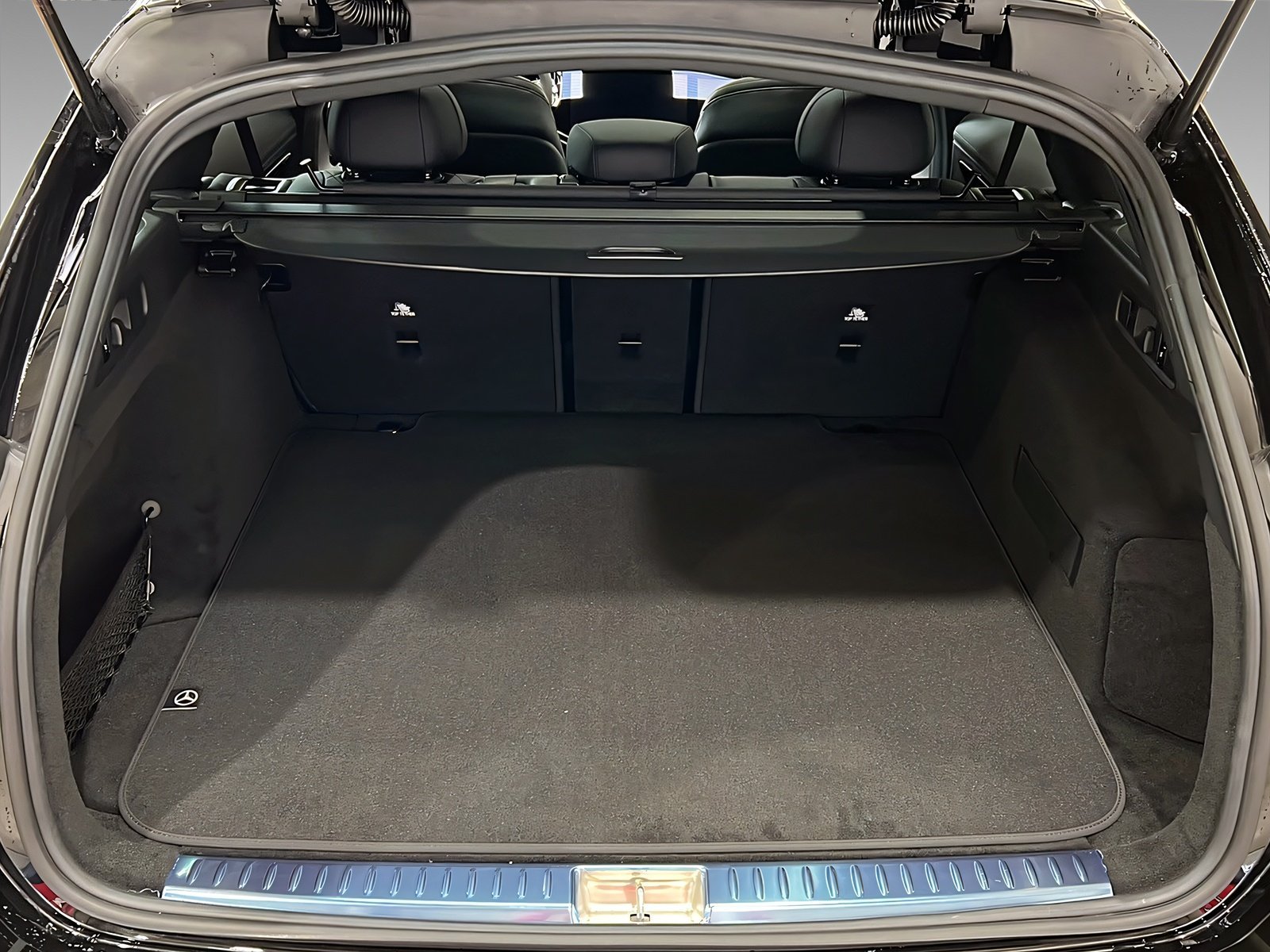 E 450 d 4M T AMG+DISTRO+NIGHT+Burme+HuD+AHK+360° Bild 6