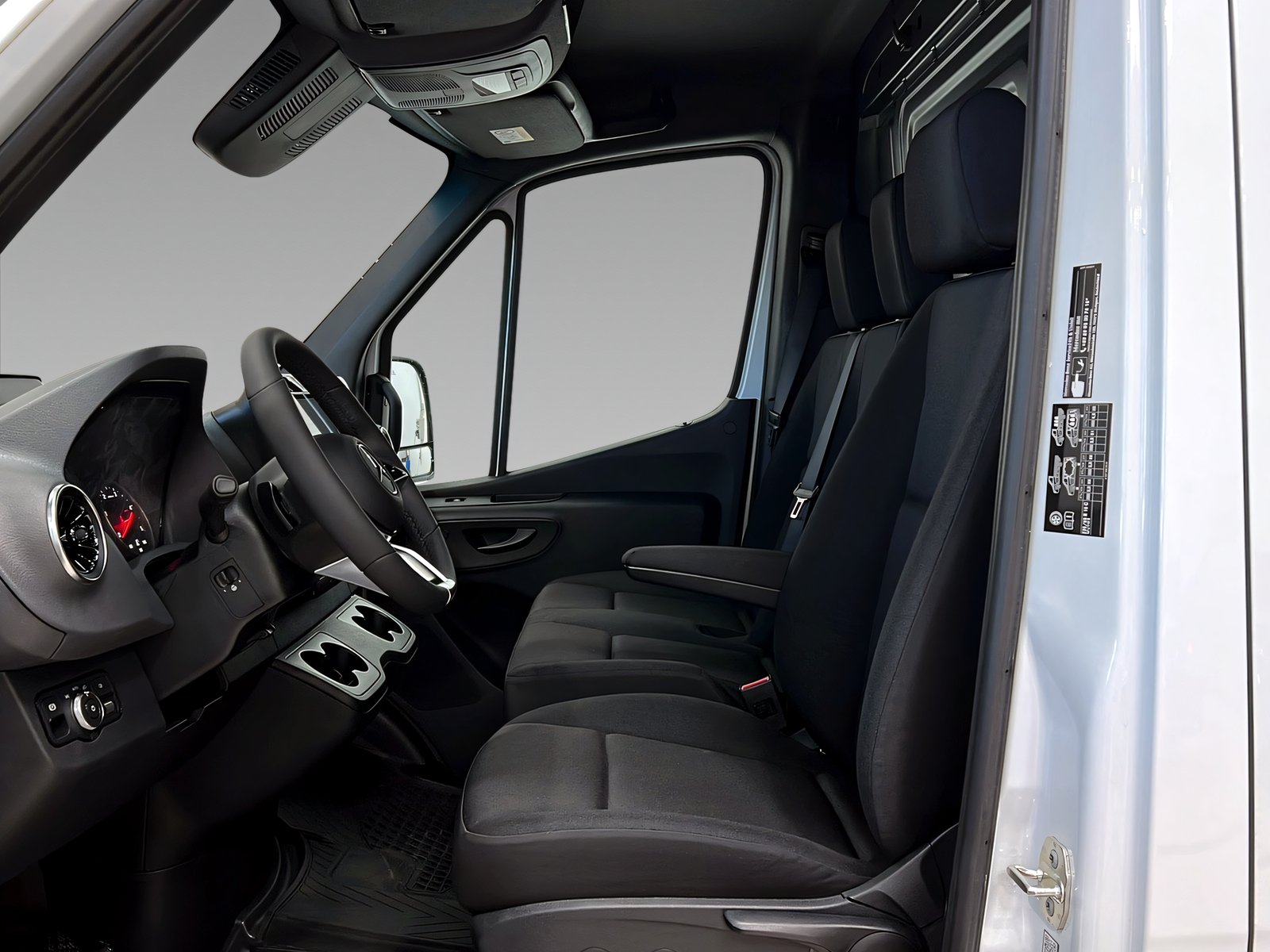 Sprinter 315 CDI Kasten PRO H2L3 LED+Kamera+AHK Bild 9