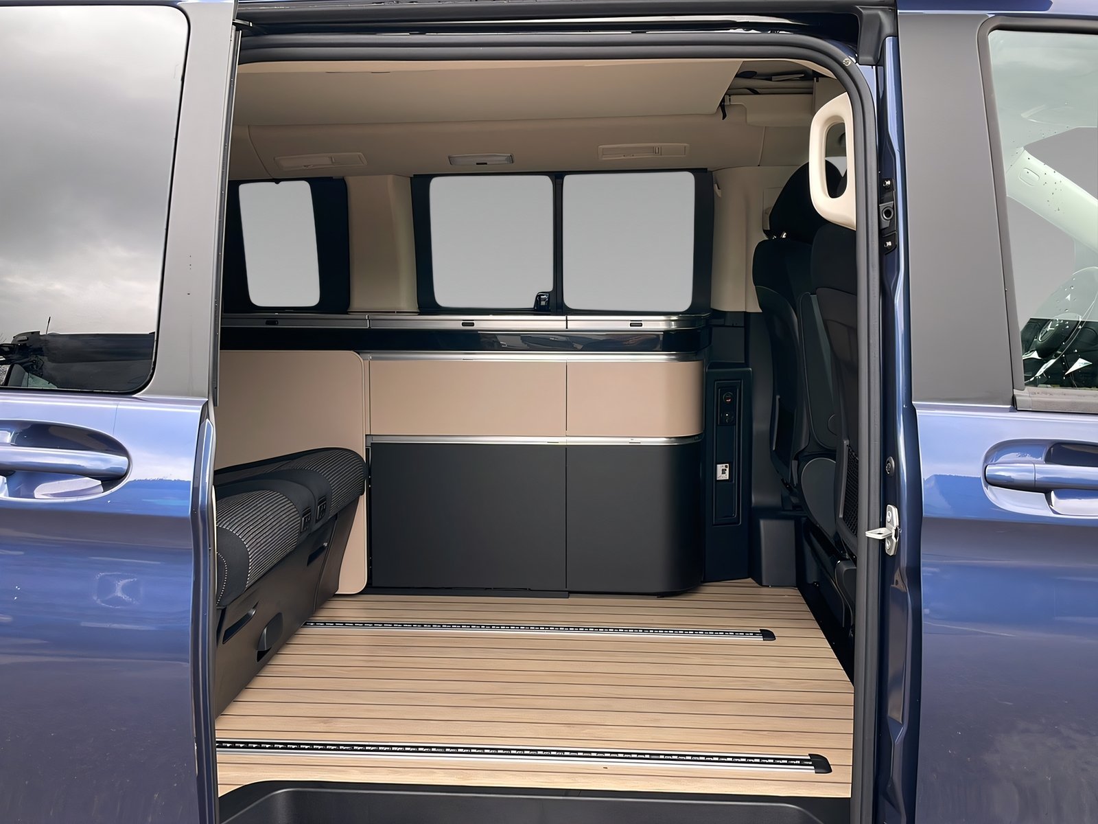 Marco Polo 250 4x4 AMG+DIST+NIGHT+AIRM+AHK+360 Bild 13