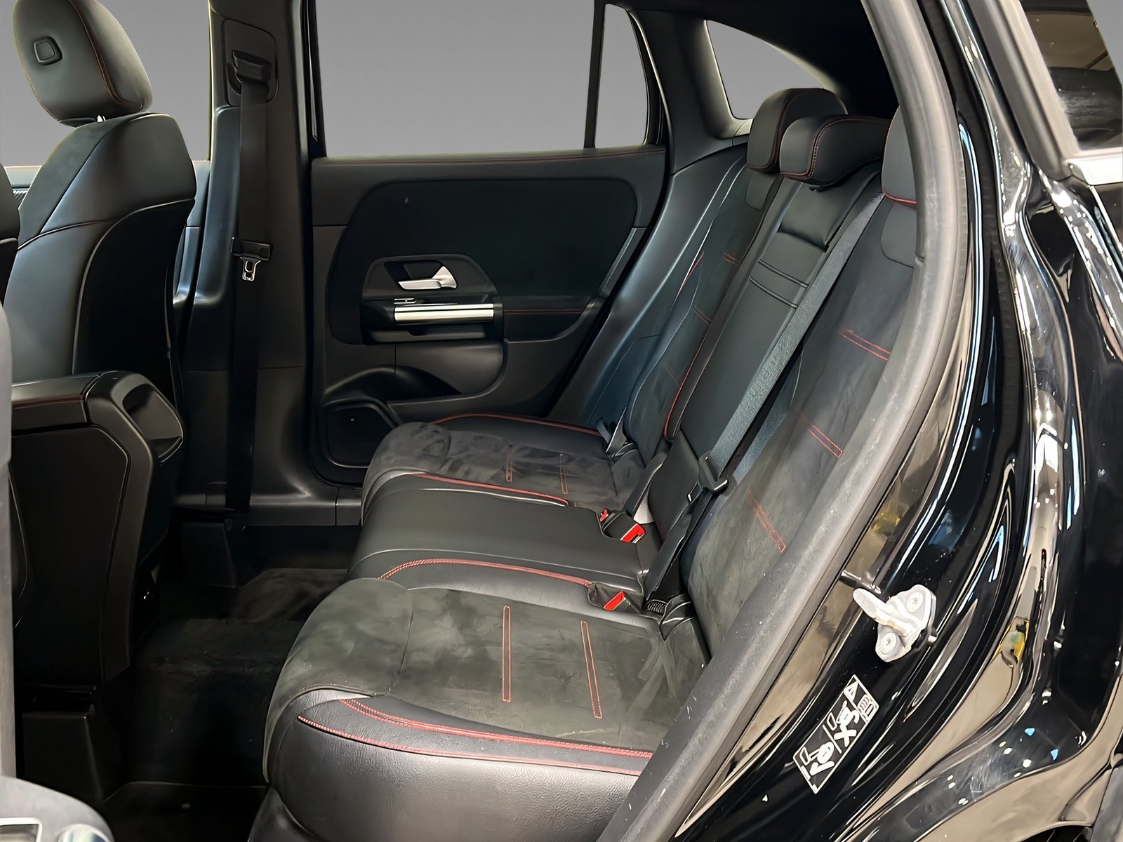 GLA 250 e AMG+LED+DISTRO+Kamera+CarPlay+TotW+DAB Bild 10