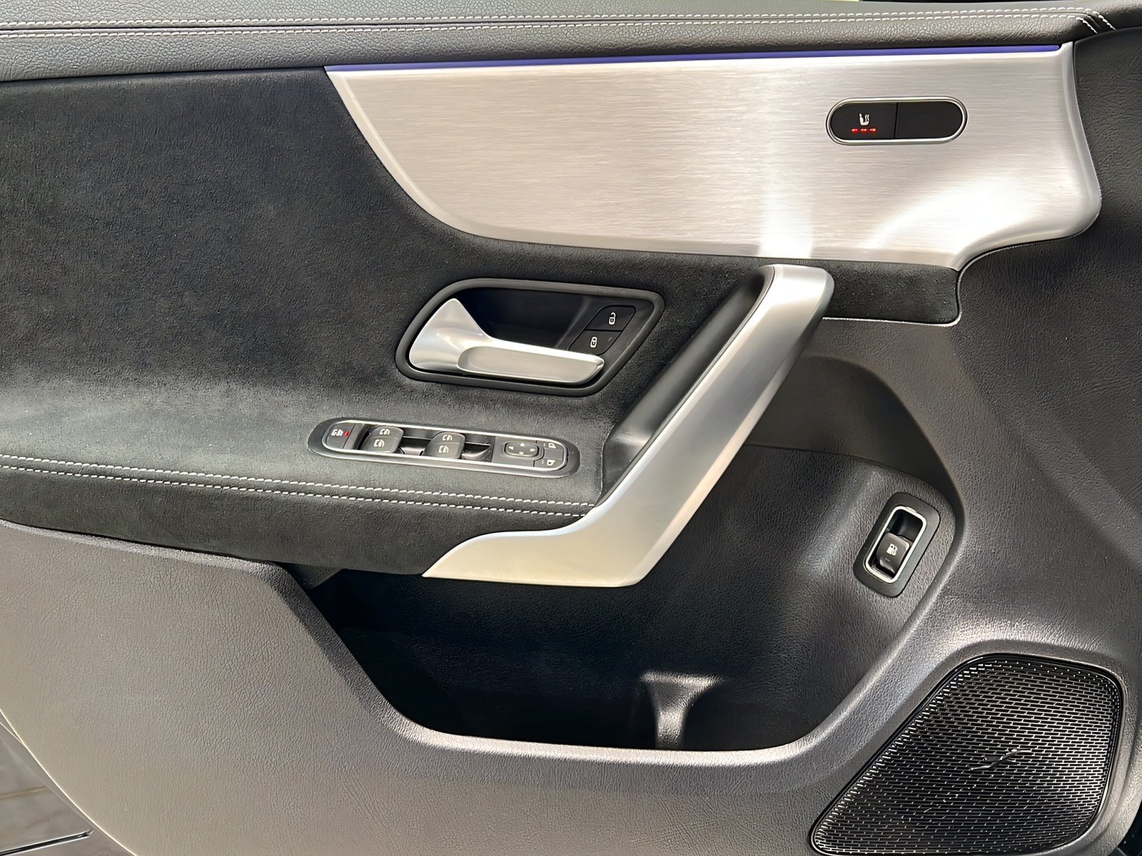 A 250 e AMG+LED+NIGHT+Kamera+CarPlay+Ambiente Bild 13