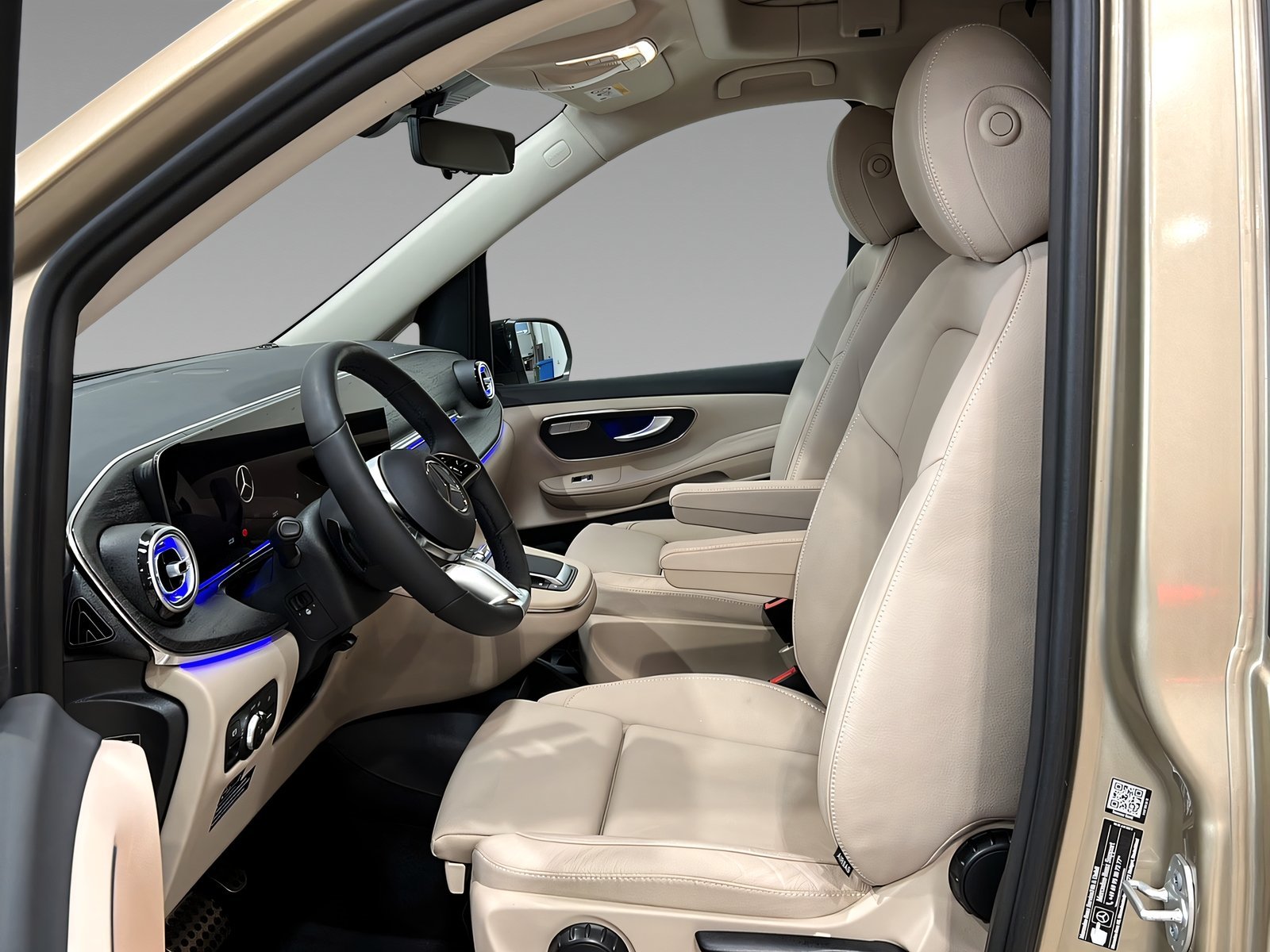 Marco Polo 300 d 4M AMG+MULTI+DIST+NIGHT+AHK+360 Bild 9