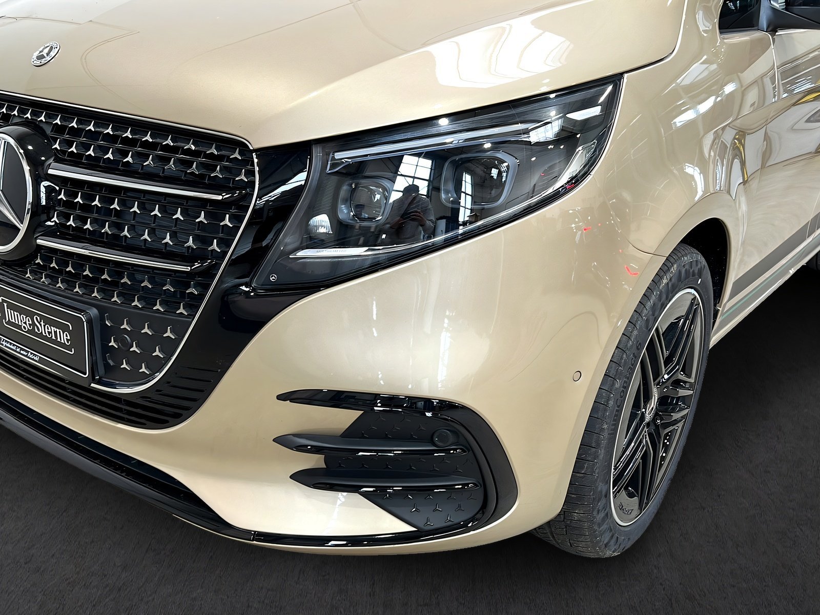 Marco Polo 300 d 4M AMG+MULTI+DIST+NIGHT+AHK+360 Bild 15