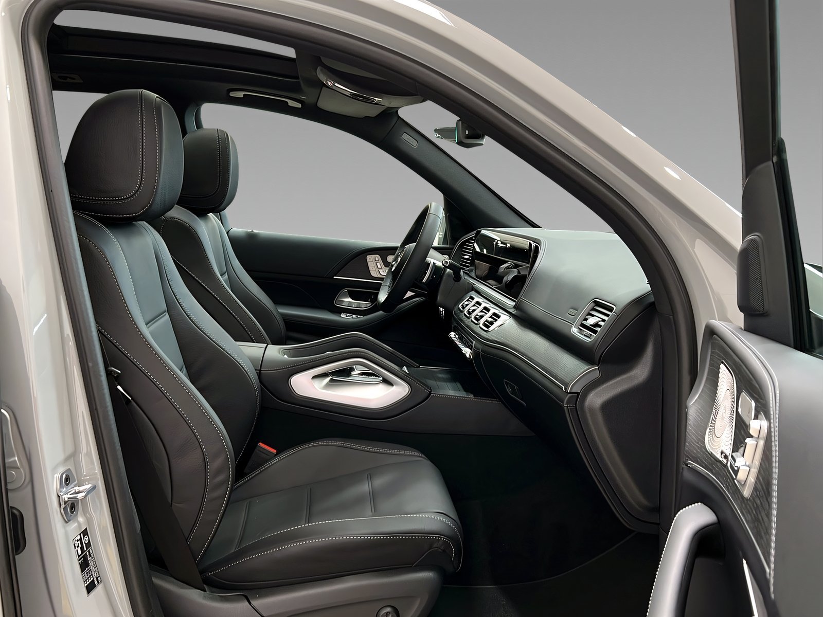 GLE 450 d 4M AMG+DIST+Burm+Memo+StHz+HuD+AHK+360 Bild 14