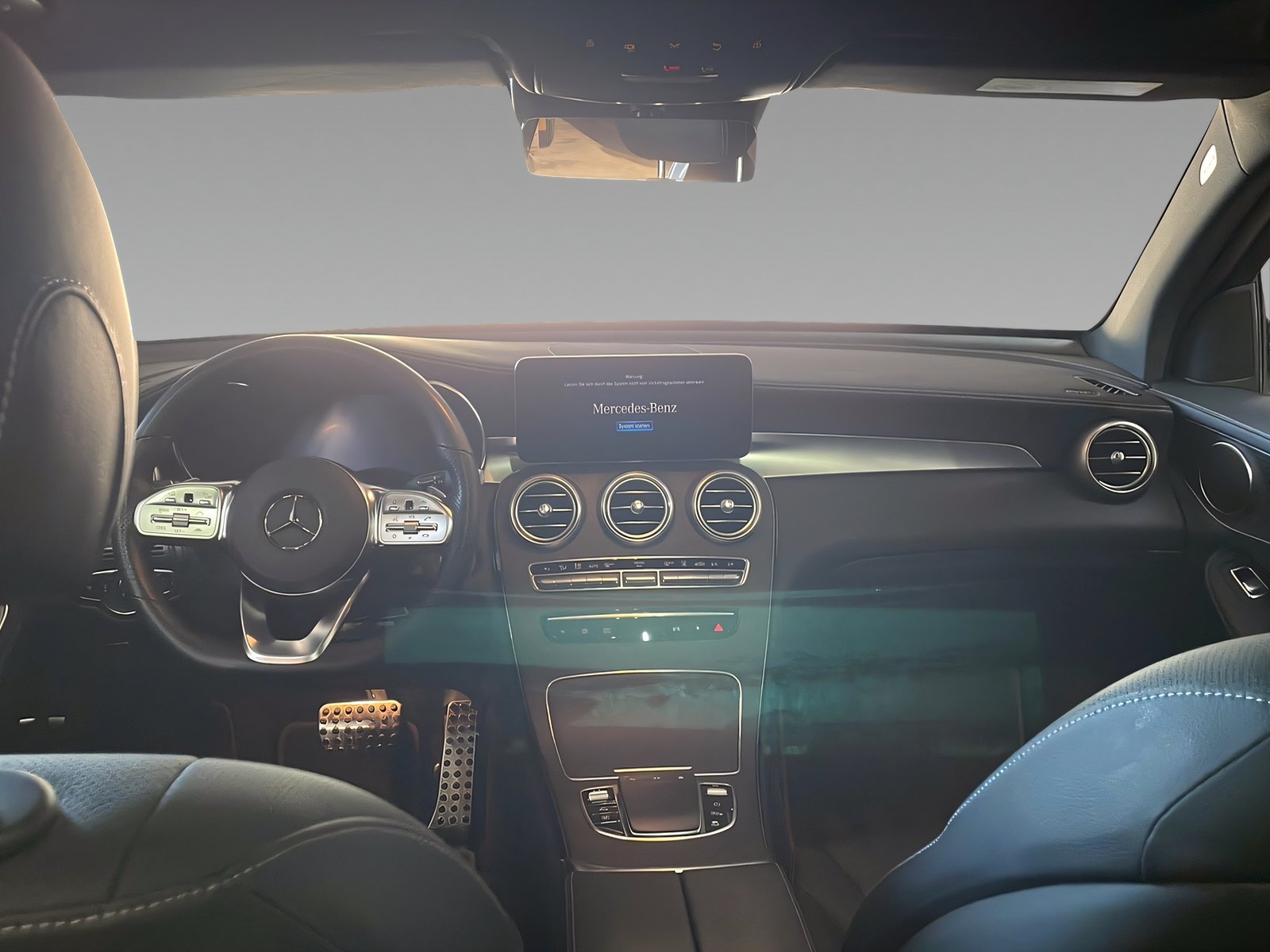 GLC 300 e 4M AMG+MULTI+DISTR+NIGHT+Memo+HuD+360° Bild 11