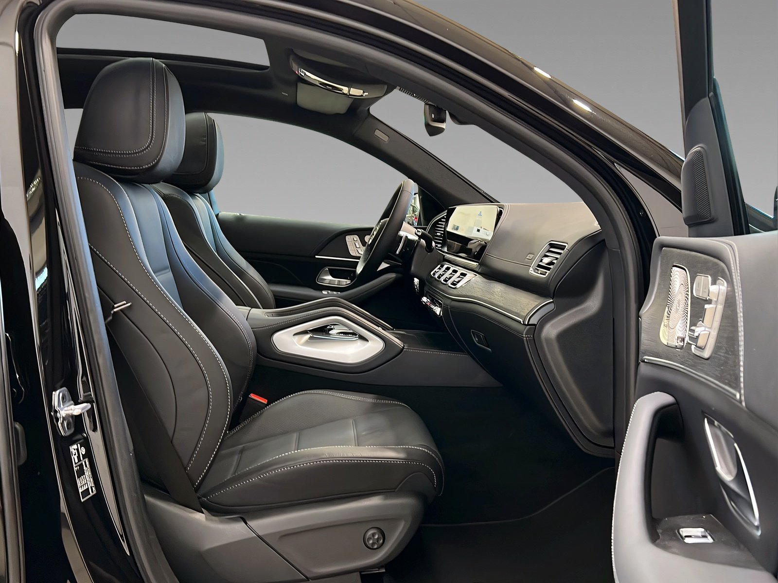 GLE 450 d 4M Coupé AMG+DISTR+Burme+HuD+AHK+360° Bild 11
