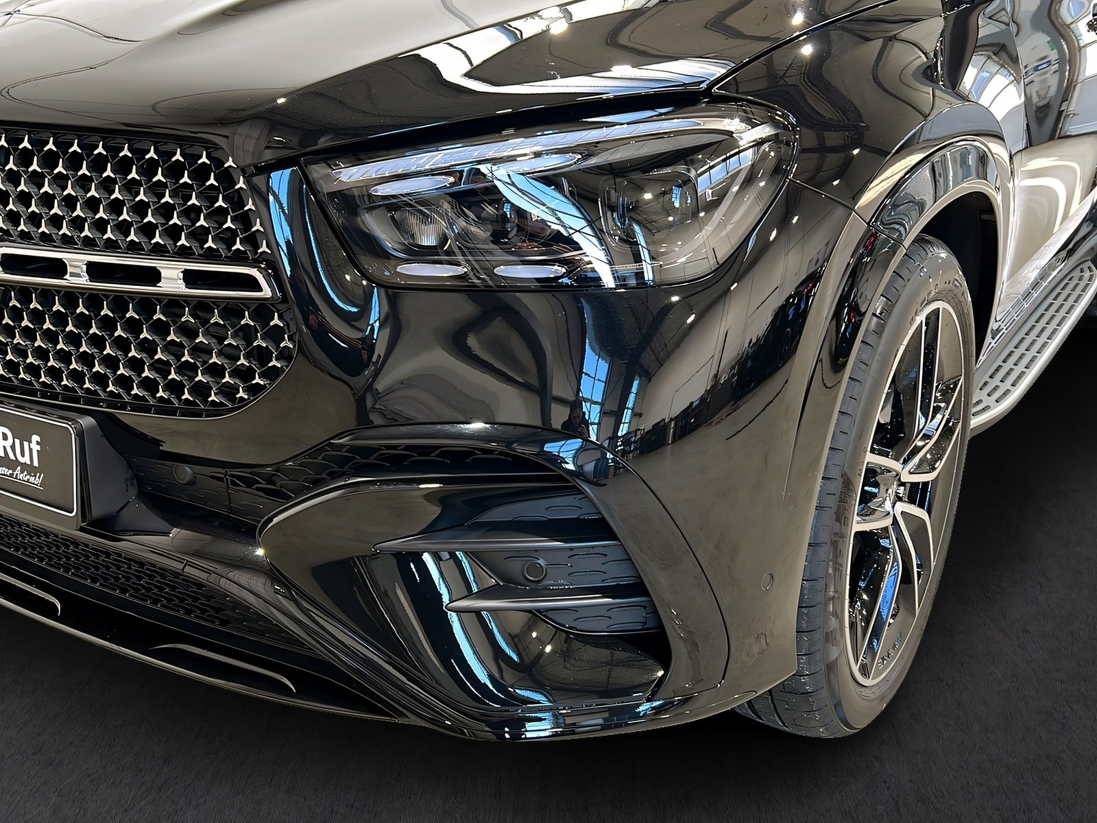 GLE 450 d 4M Coupé AMG+DISTR+Burme+HuD+AHK+360° Bild 14