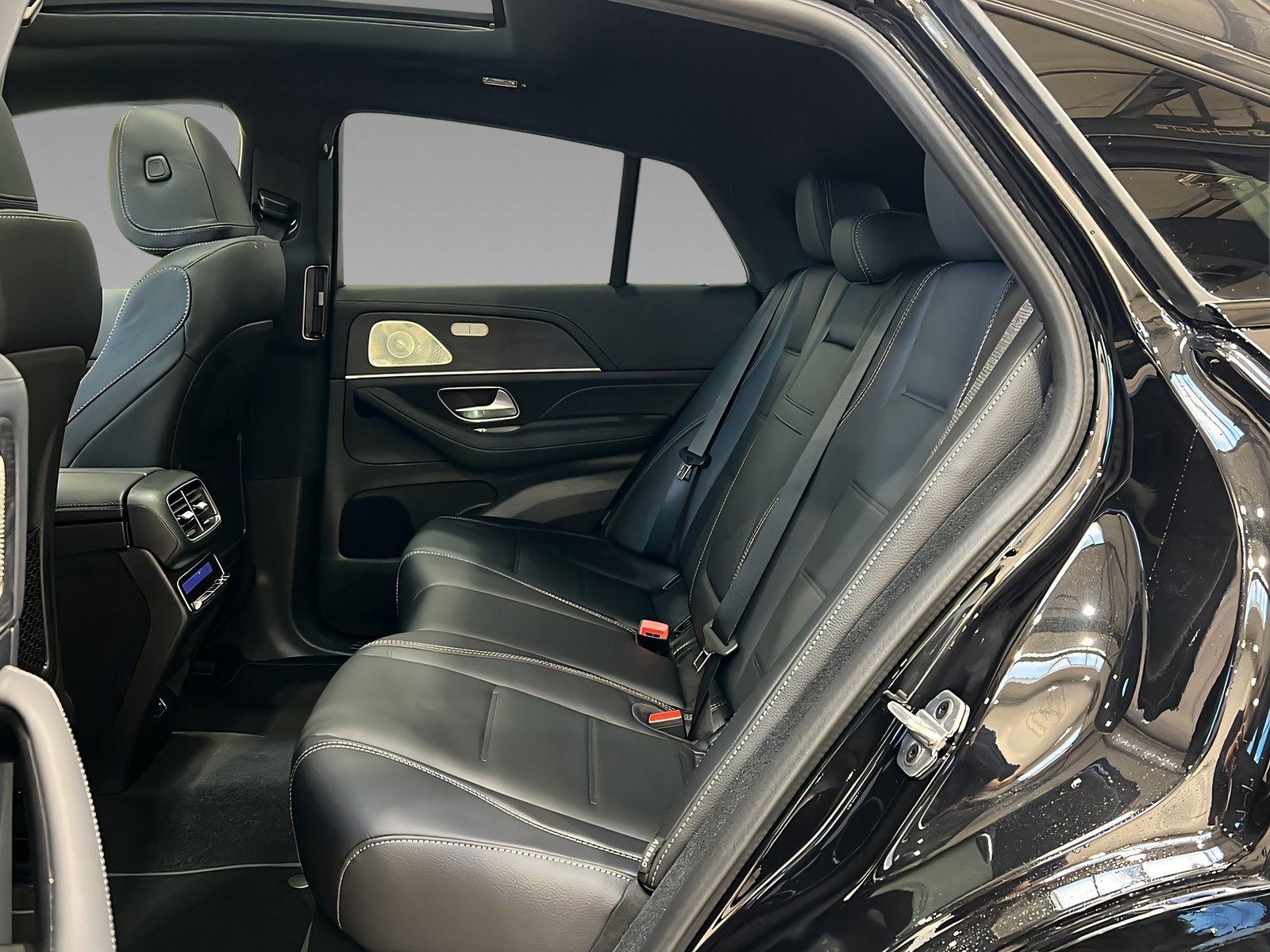 GLE 450 d 4M Coupé AMG+MULTI+NIGHT+Burme+AHK+360 Bild 9