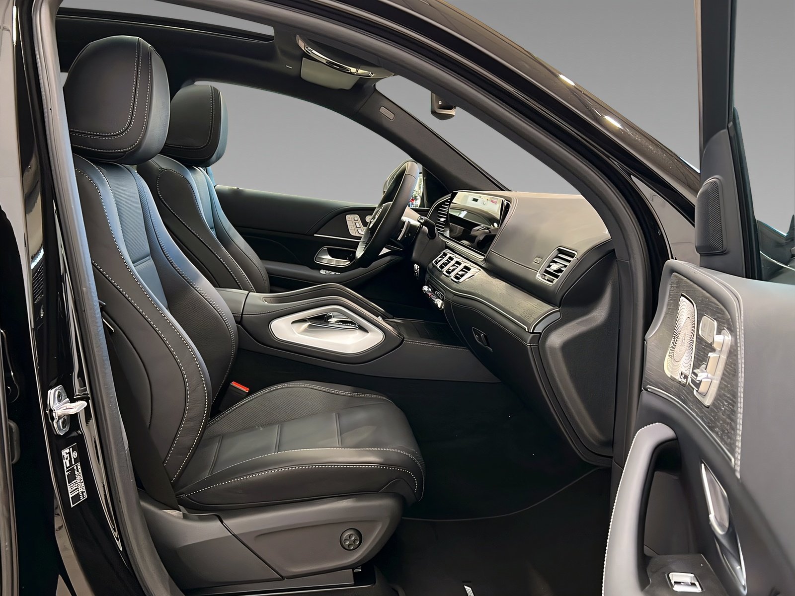 GLE 450 d 4M Coupé AMG+MULTI+NIGHT+Burme+AHK+360 Bild 14