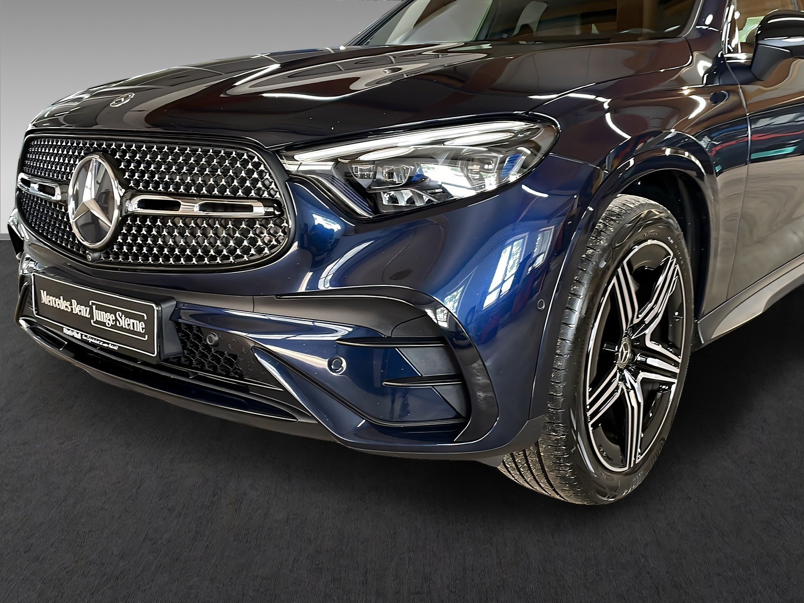 GLC 220 d 4M AMG+DIGITAL+NIGHT+Memo+TotW+AHK+360 Bild 3