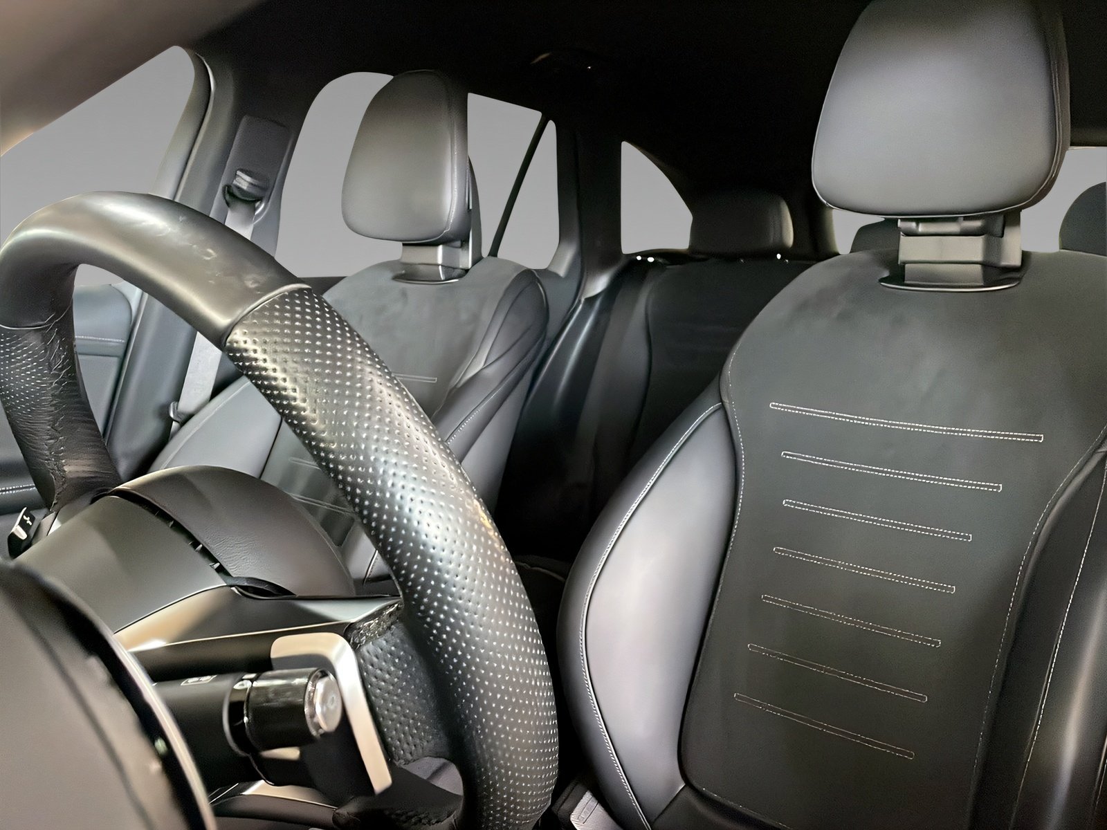 GLC 220 d 4M AMG+DIGITAL+NIGHT+Memo+TotW+AHK+360 Bild 9
