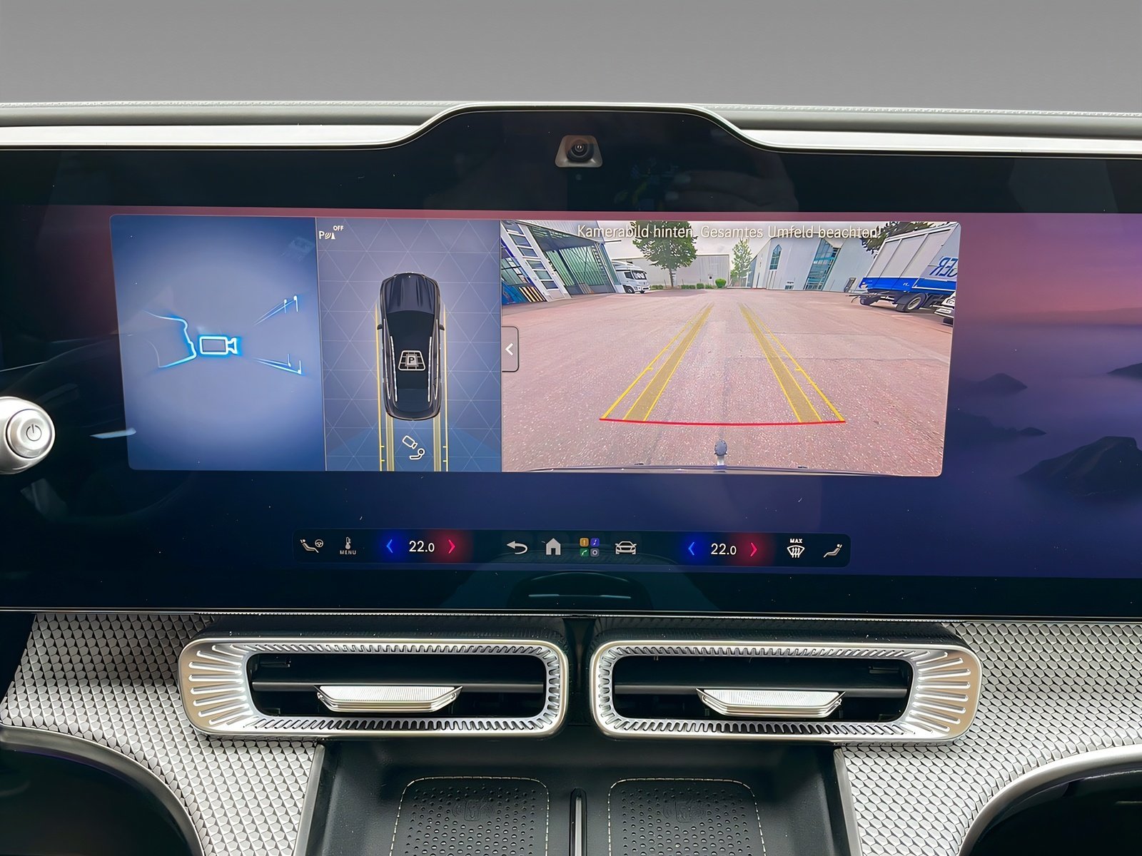 GLC 400 4M EQ AMG+DIGITAL+NIGHT+Burme+LrHz+AHK Bild 11