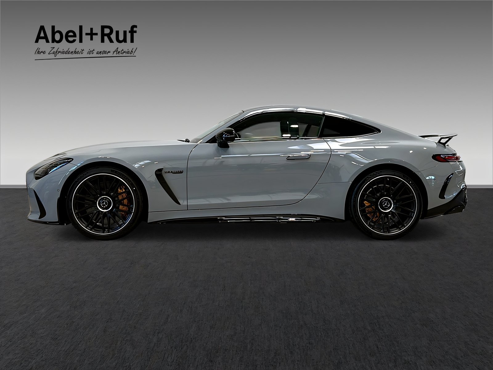 AMG GT 63 4M+ KERAMIK+CARBON+DISTR+Burme+HuD+360 Bild 4
