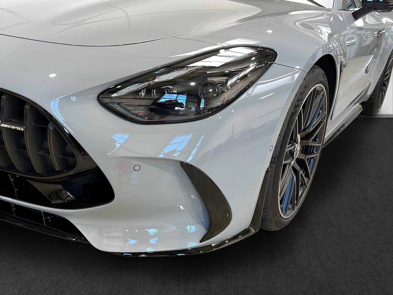 AMG GT 63 4M+ KERAMIK+CARBON+DISTR+Burme+HuD+360 Bild 15