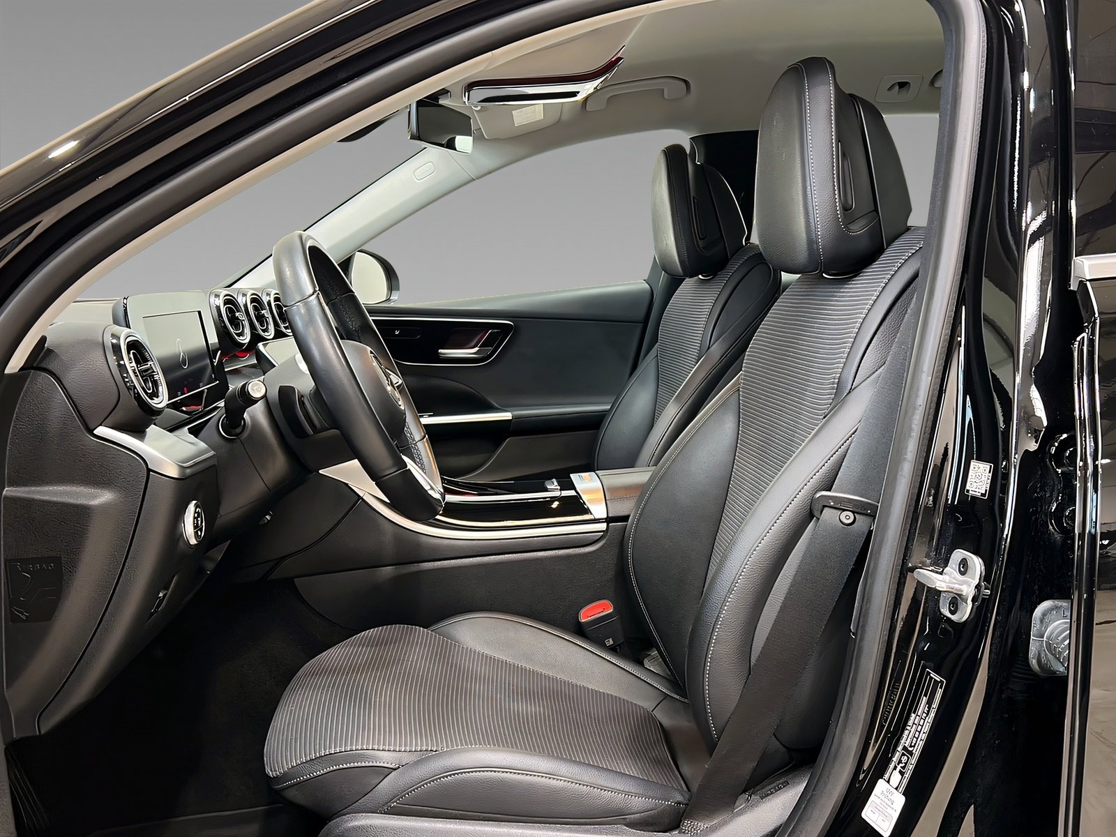 C 300 e T AVANTGARDE+LED+Kamera+Ambi+CarPlay+AHK Bild 9