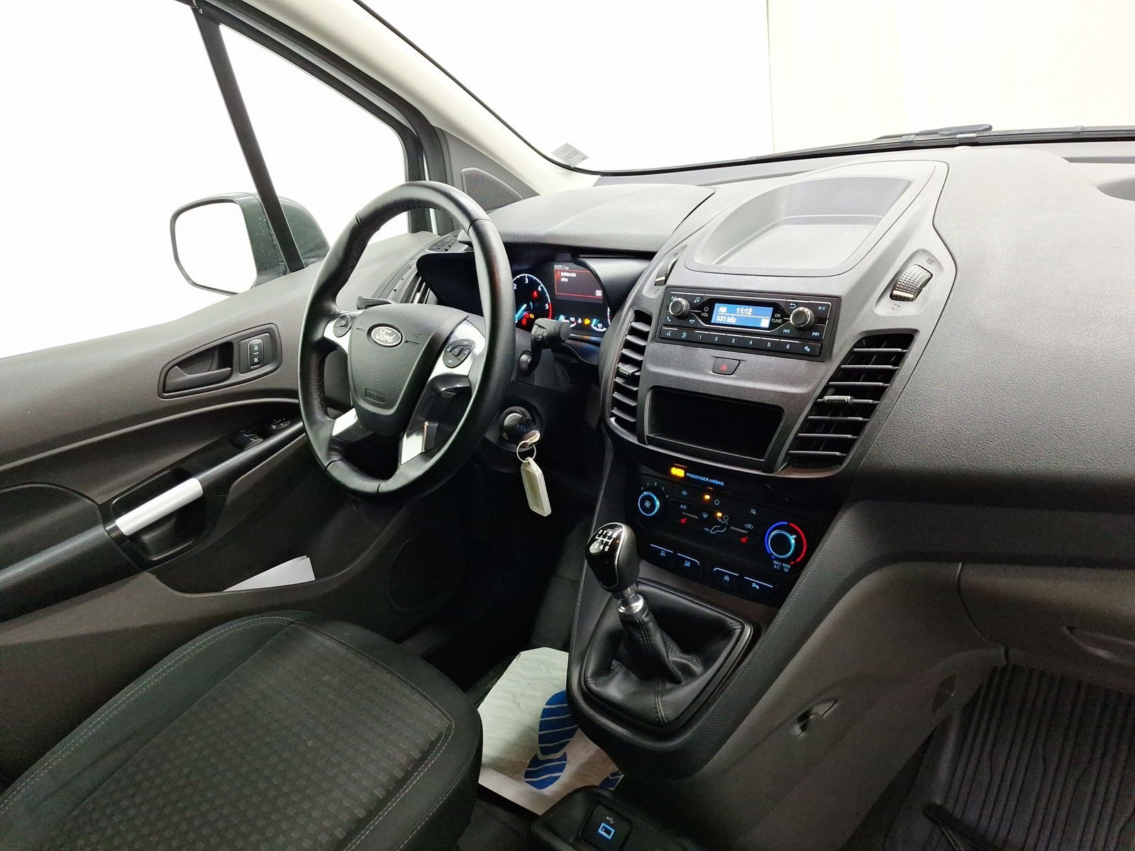 Transit Connect Kasten Trend Tot-Winkel+PDC Bild 11