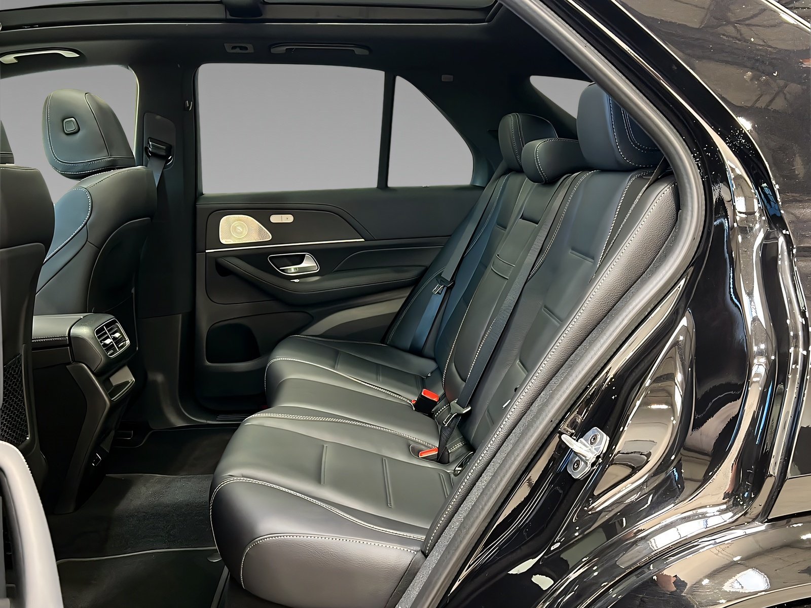 GLE 450 d 4M AMG+DIST+Burm+Memo+StHz+HuD+AHK+360 Bild 9