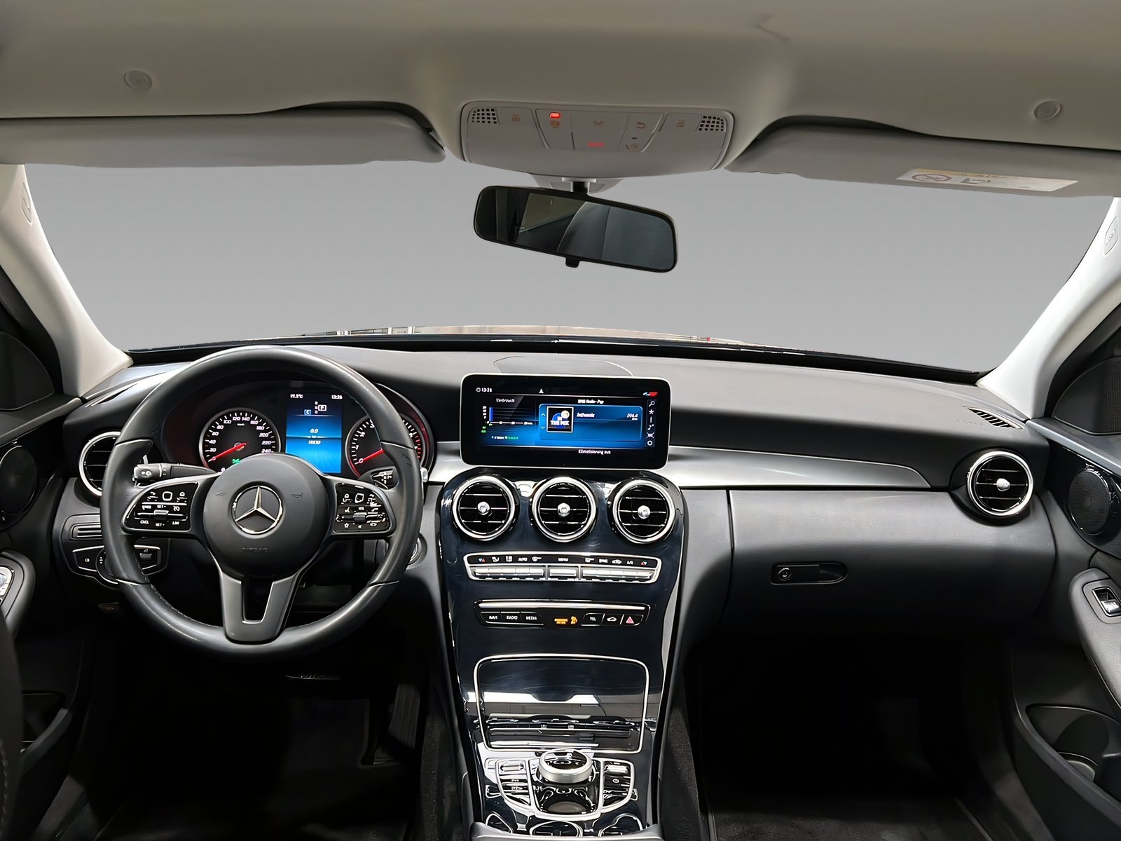 C 300 AVANTGARDE+LED+PARKTRONIC+Ambiente+Carplay Bild 11