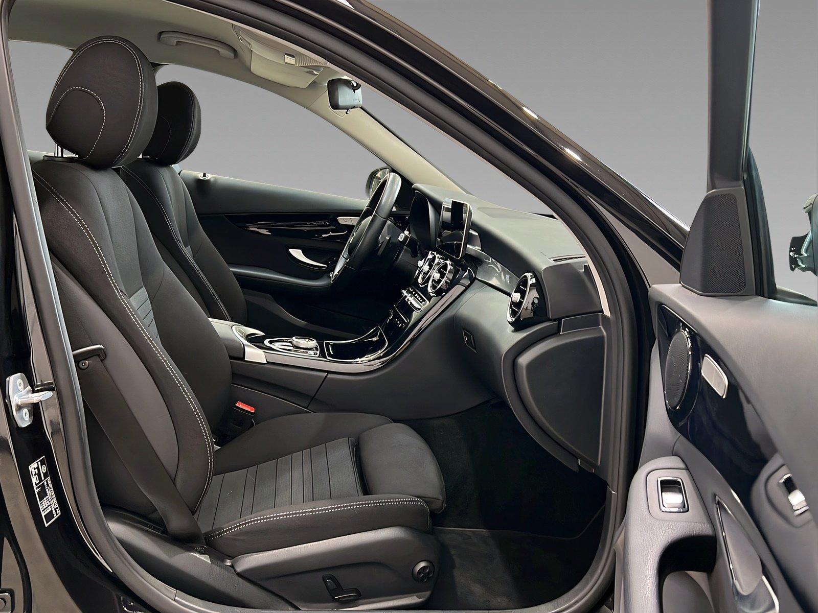 C 300 AVANTGARDE+LED+PARKTRONIC+Ambiente+Carplay Bild 12